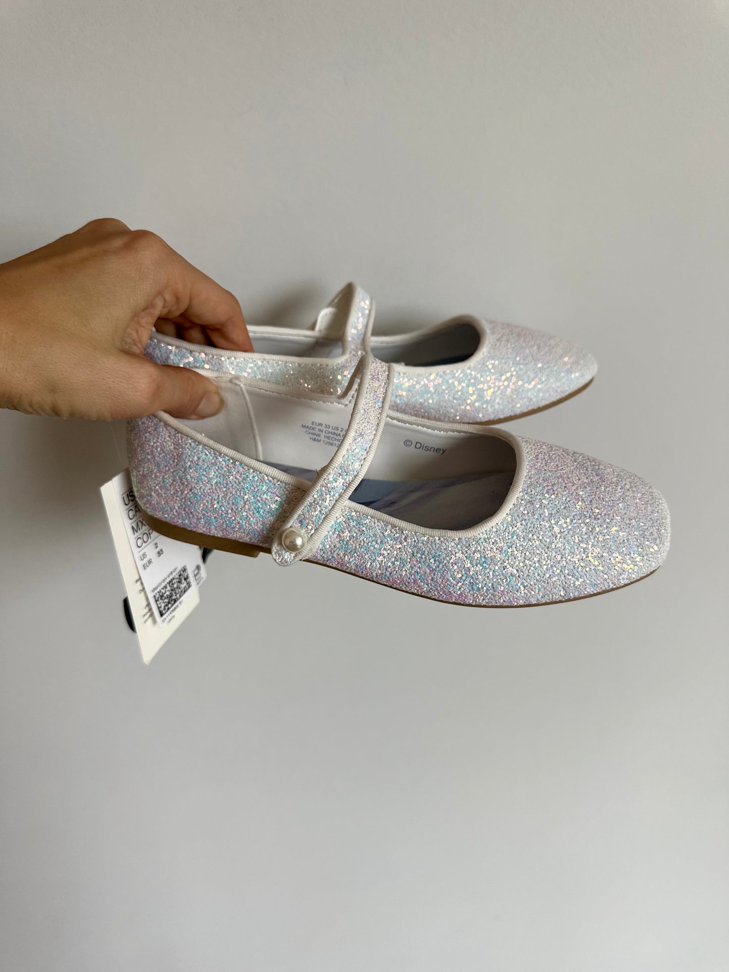 Sparkly Elsa Shoes (With Tags) / Size 2 Big Kids