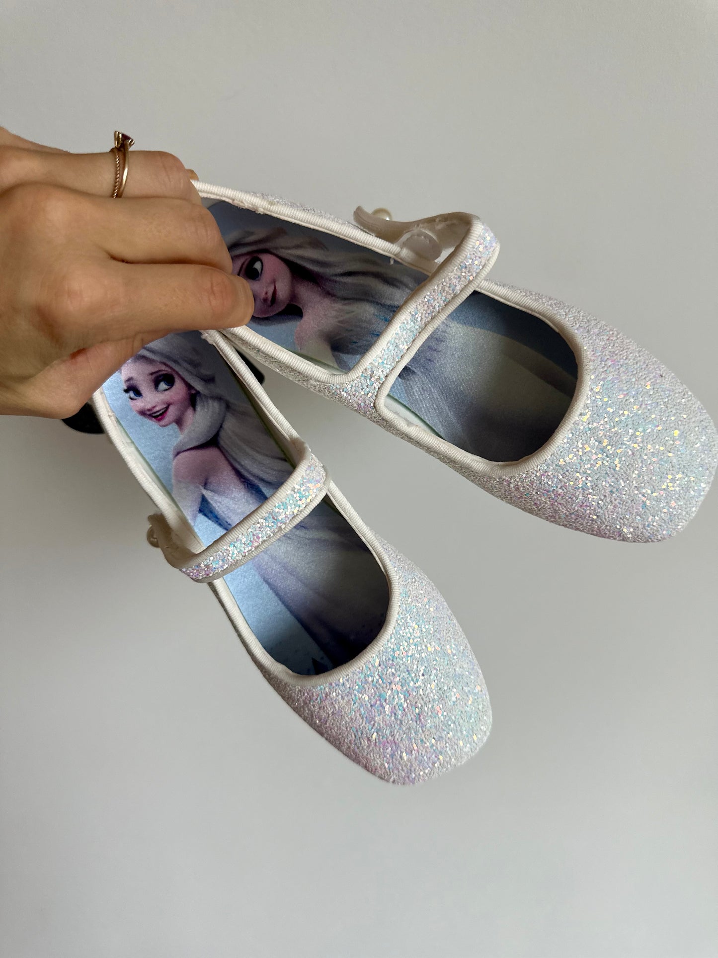 Sparkly Elsa Shoes (With Tags) / Size 2 Big Kids