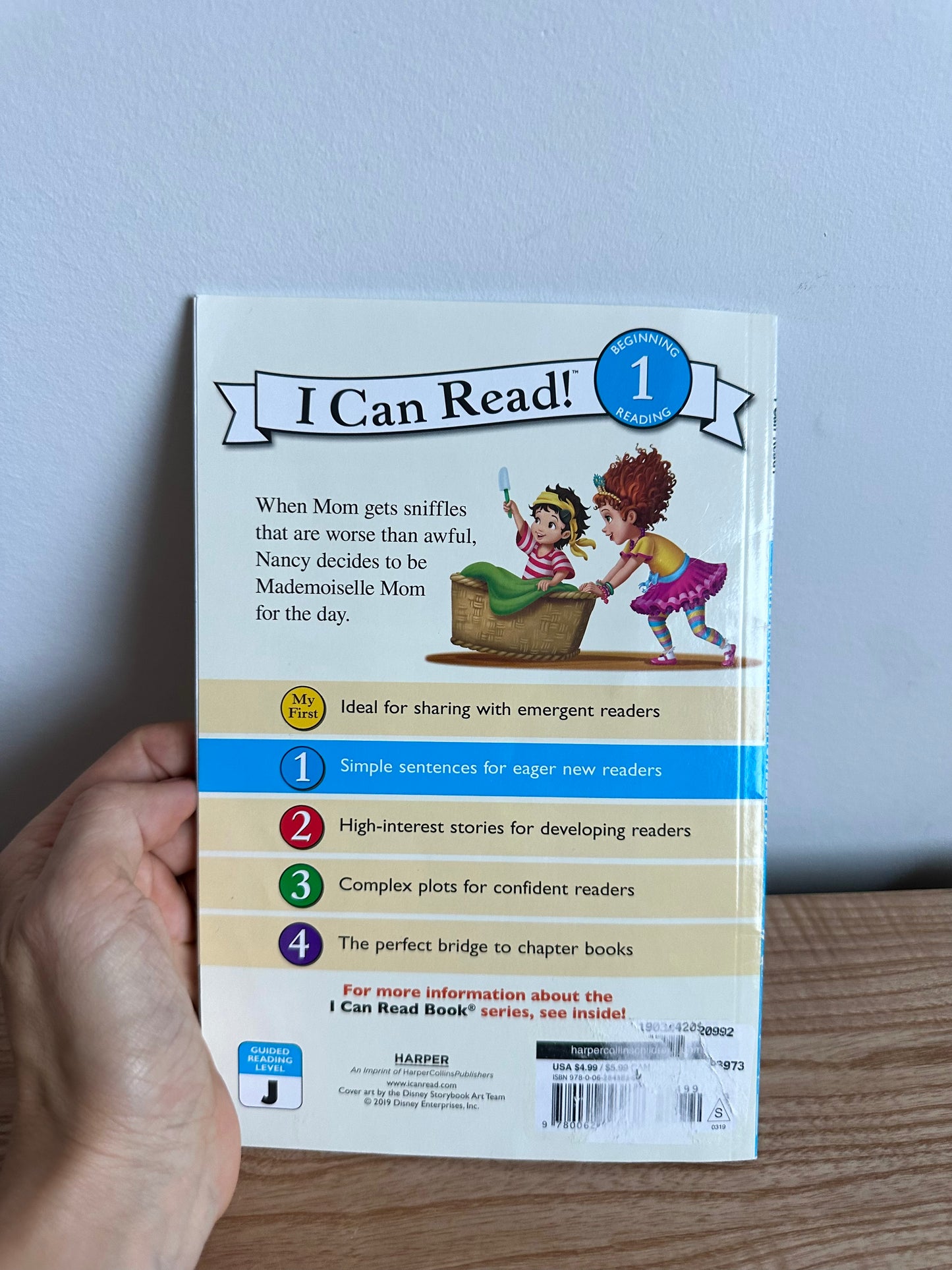 Fancy Nancy MadeMoiselle Mom Book / 3-7 years