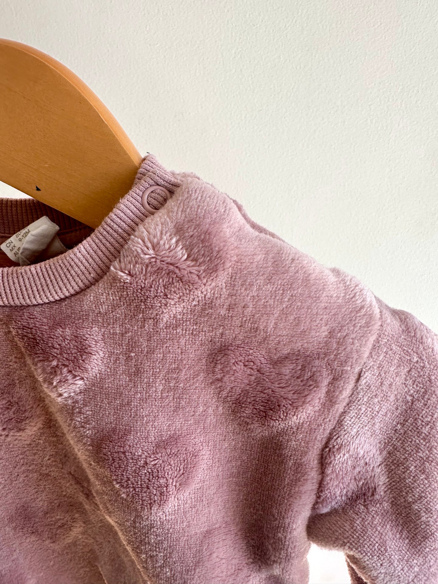 H&M Pink Fuzzy Heart Sweater / 9-12m