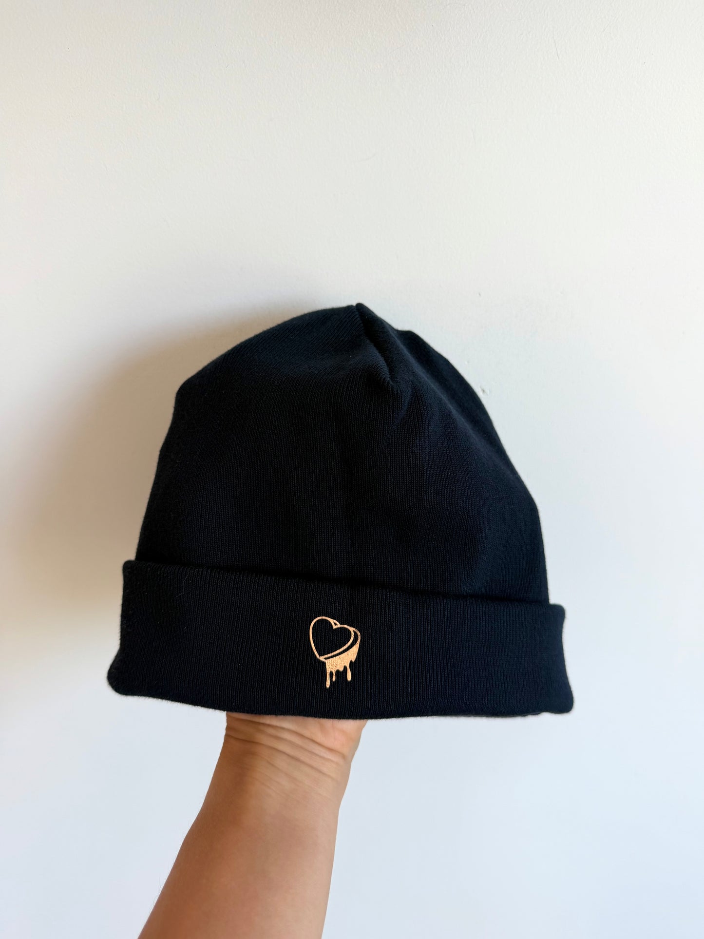 Teddy Little Black Ribbed Toque / 4-8 years