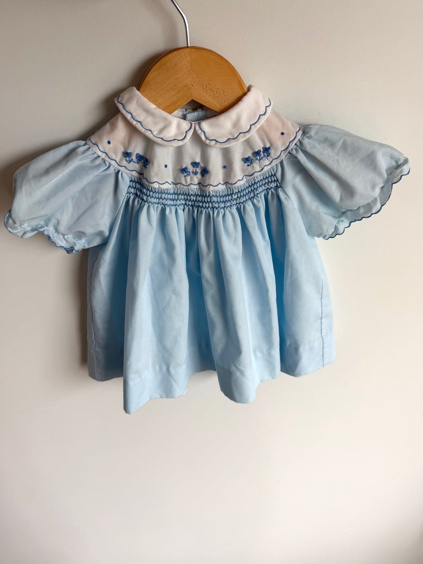 Vintage Baby Blue Embroidered Flower Dress / 6-12m