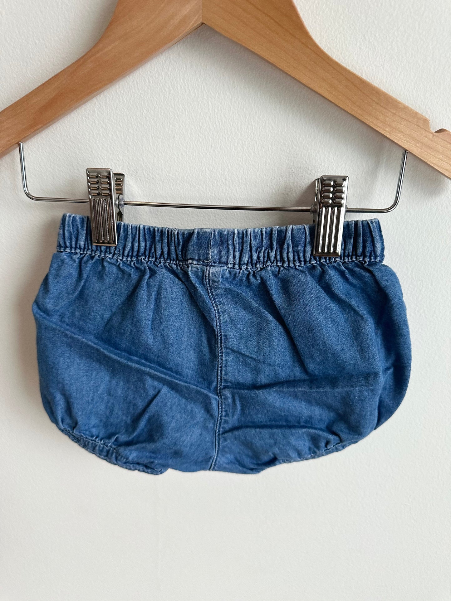 Gap Shorts / 3-6m