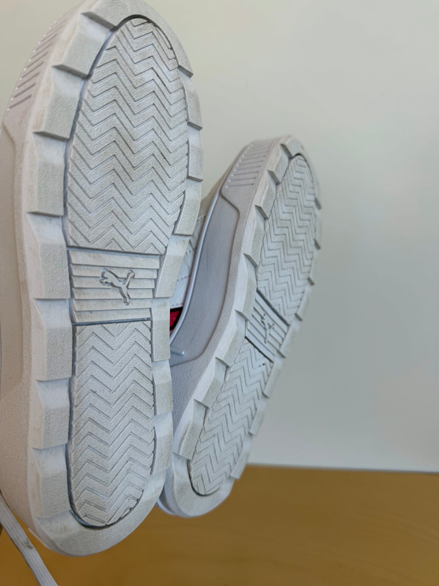 Puma Platform Sneakers (No Shipping) / Size 4 Big Kids