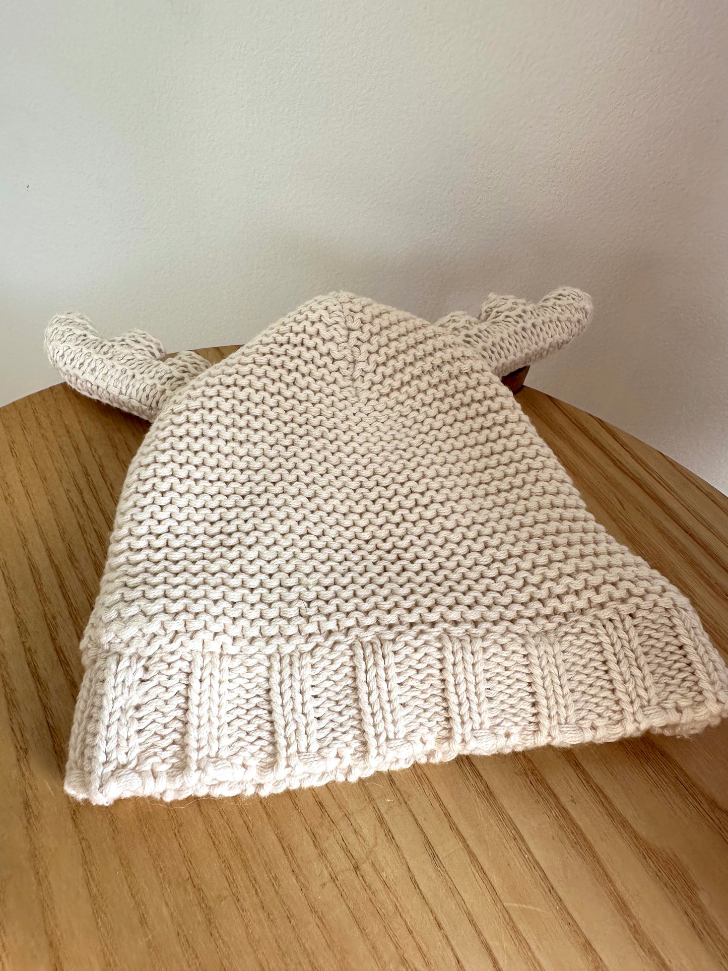 Cream Beanie with Ears / 6-12m