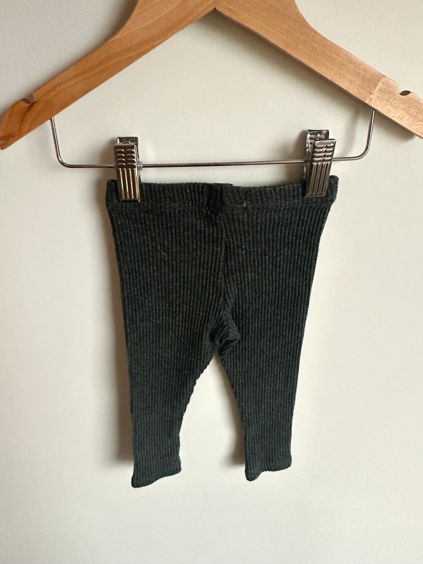 Grey Rib Leggings / 6-12m