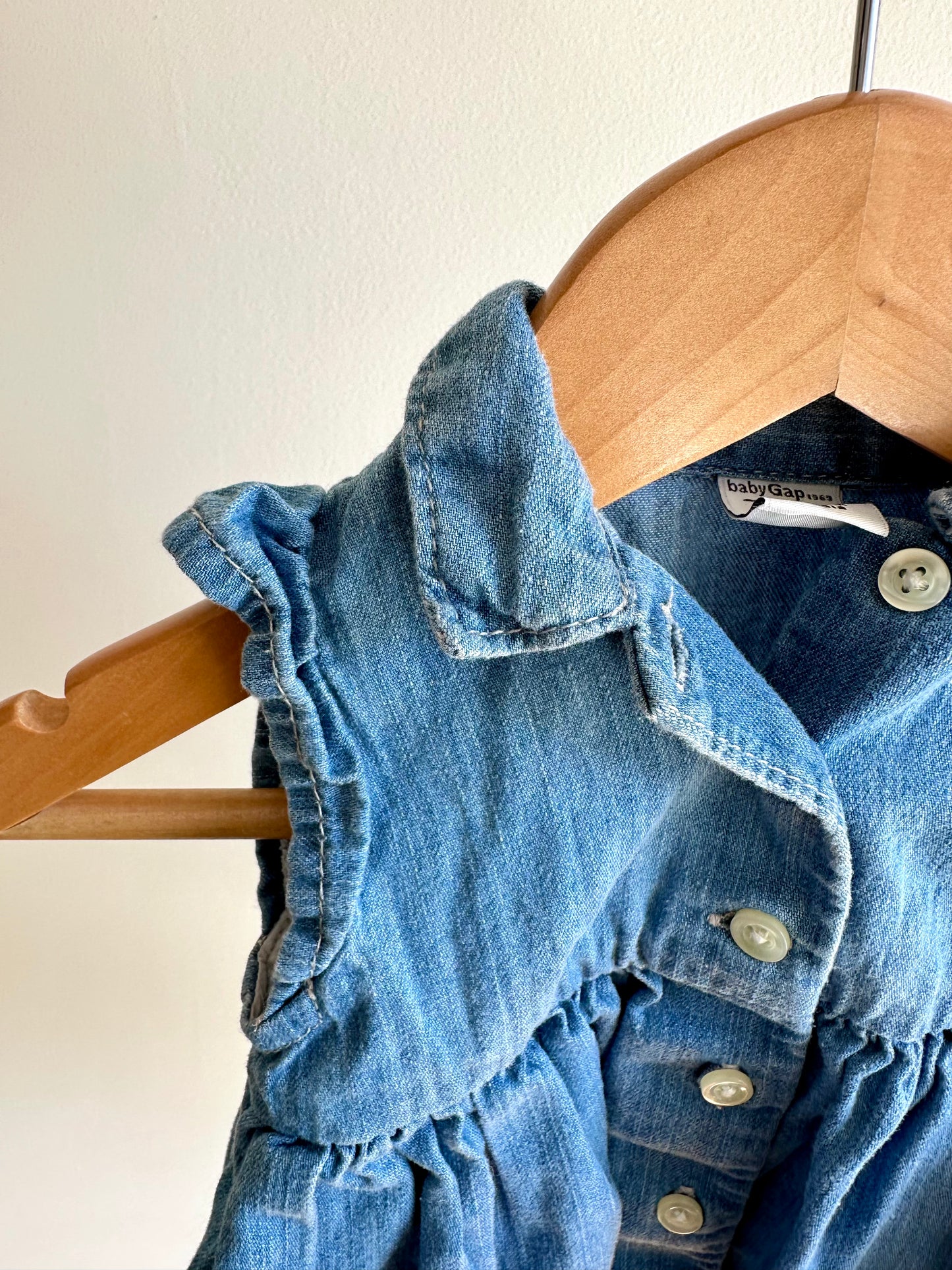 Gap Denim Dress / 3-6m