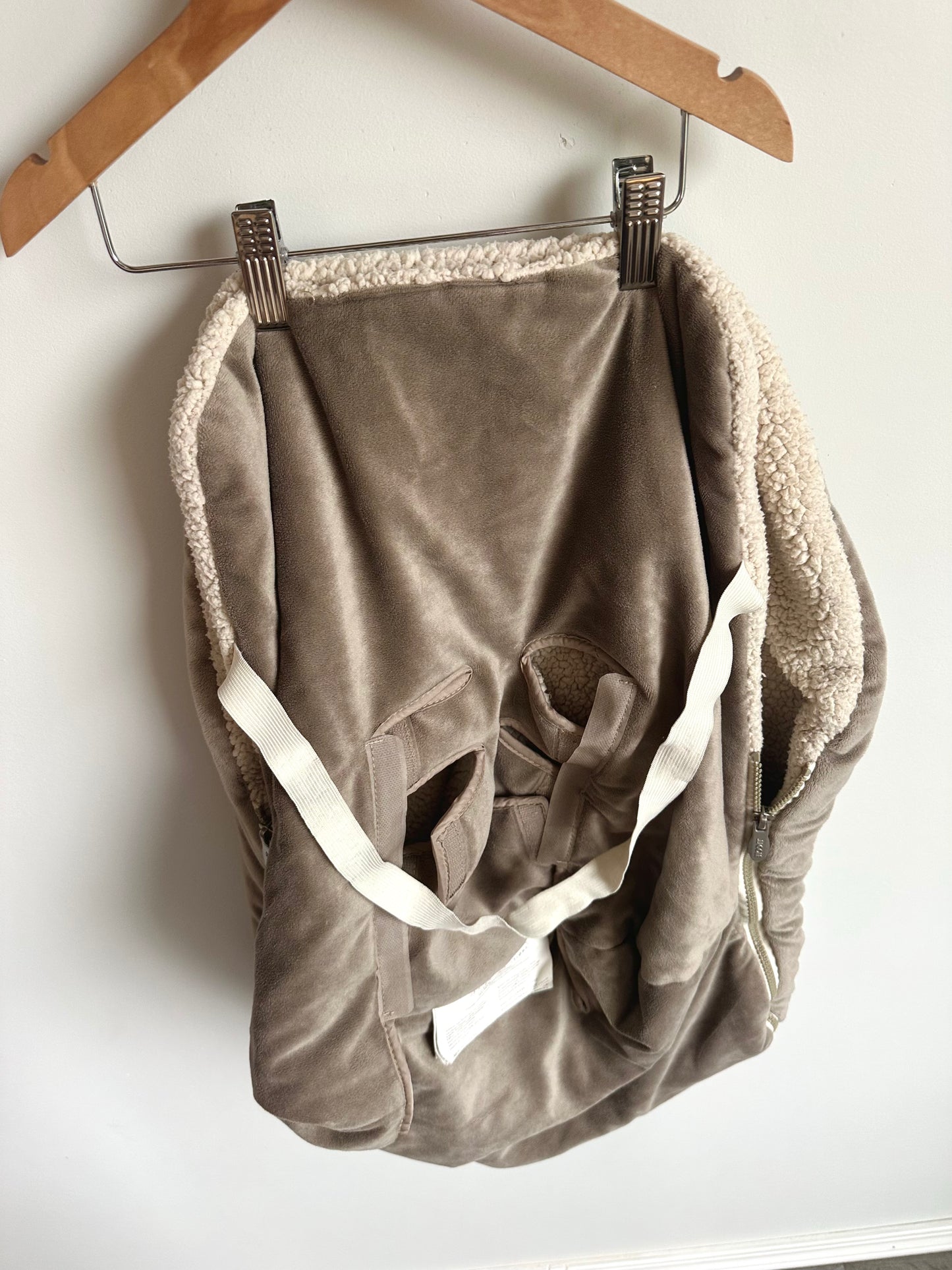 JJ Cole Tan BundleMe Stroller Bag (No Shipping)