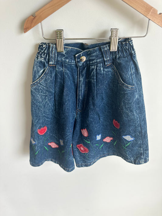 Vintage Floral Embroidery Shorts / 5 years