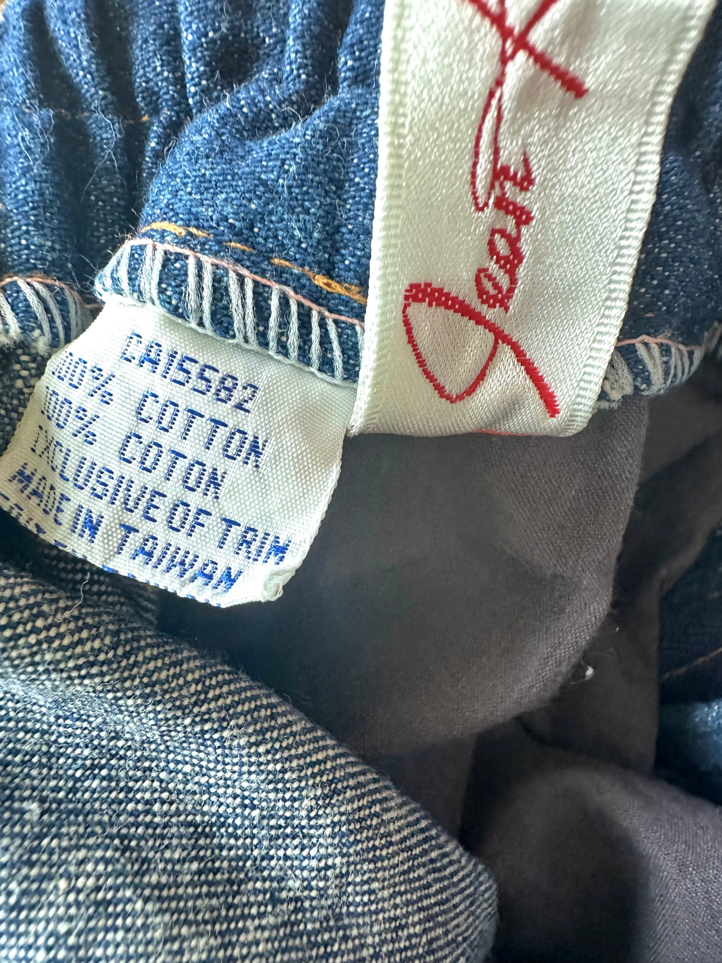 Vintage Floral Embroidery Shorts / 5 years