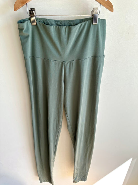 Kindred Bravely Leggings / Medium