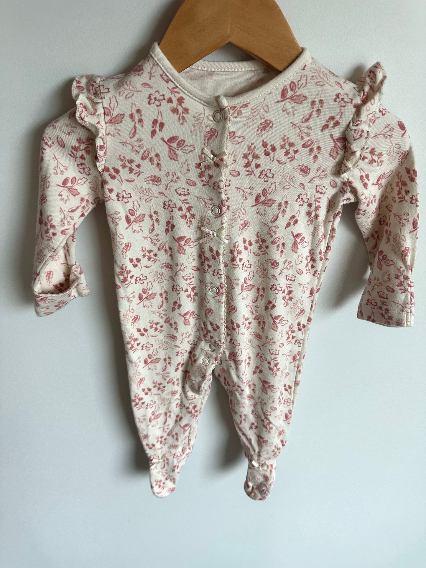 Blush Floral + Bow Jumpsuit / 3-6m