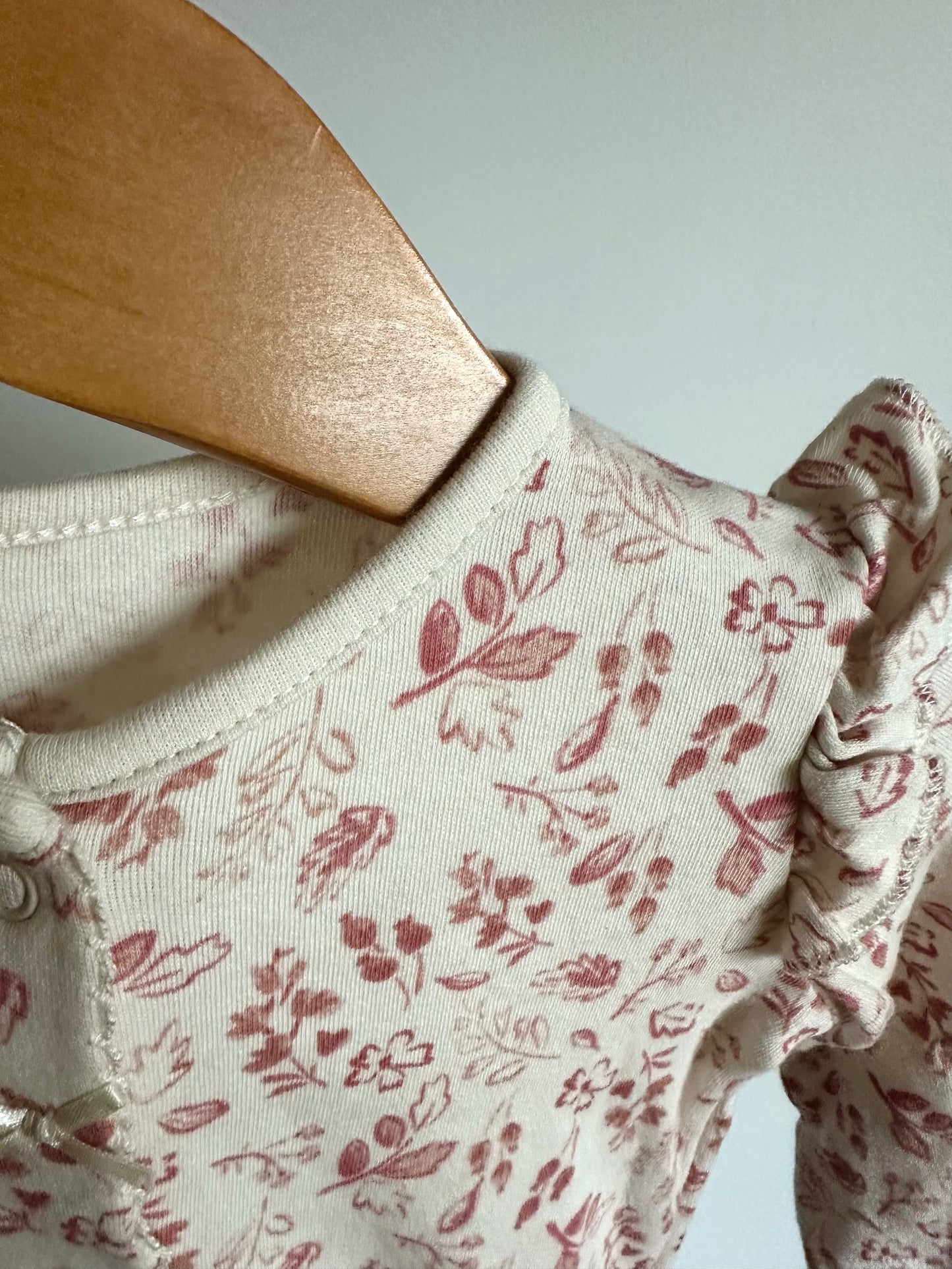 Blush Floral + Bow Jumpsuit / 3-6m