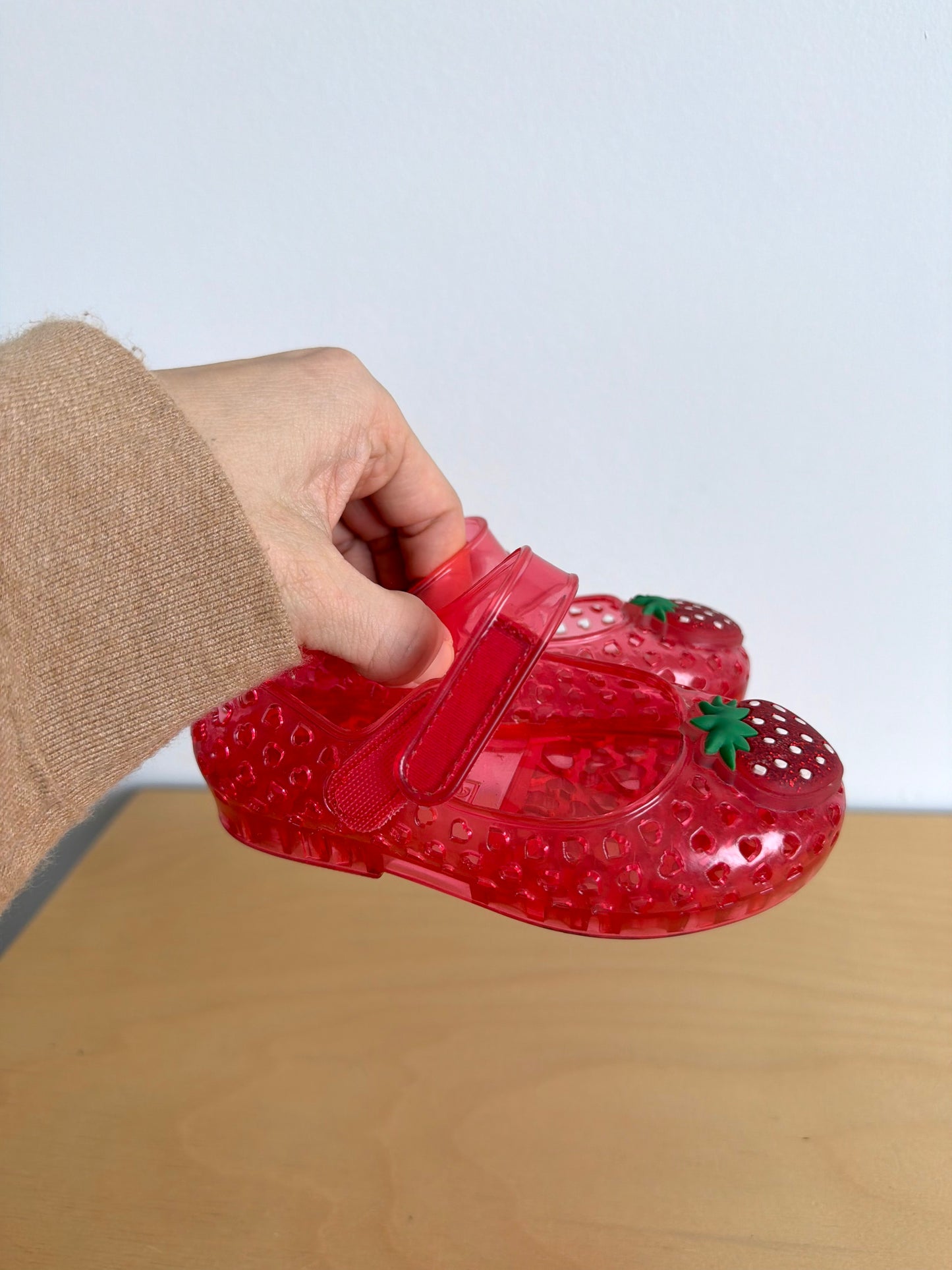 Strawberry Jelly Sandals / Size 6 Toddler