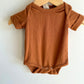Kate Quinn Amber Ribbed Bodysuit / 0-3m