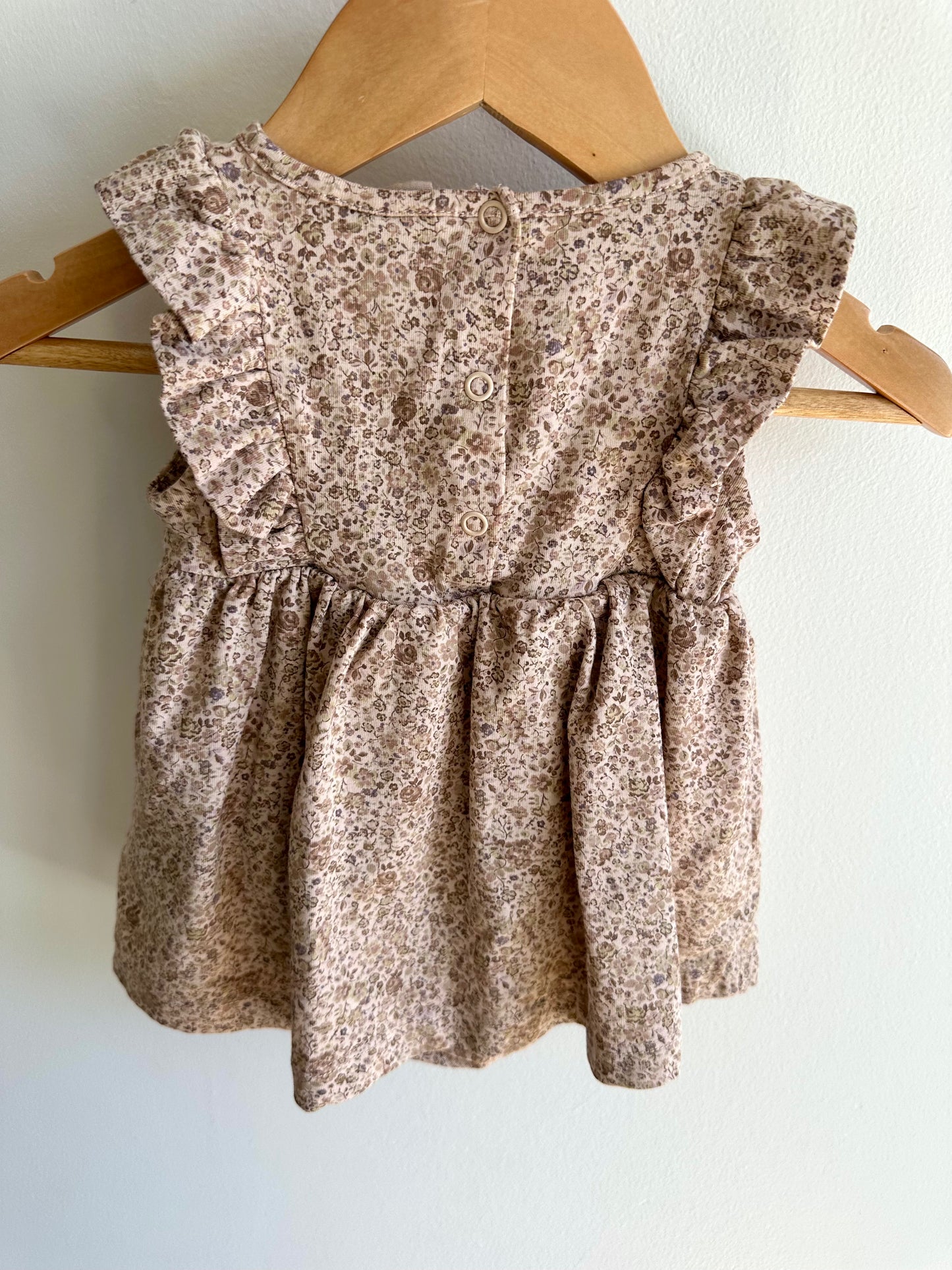 Wheat Neutral Floral Bodysuit Dress / 0-3m