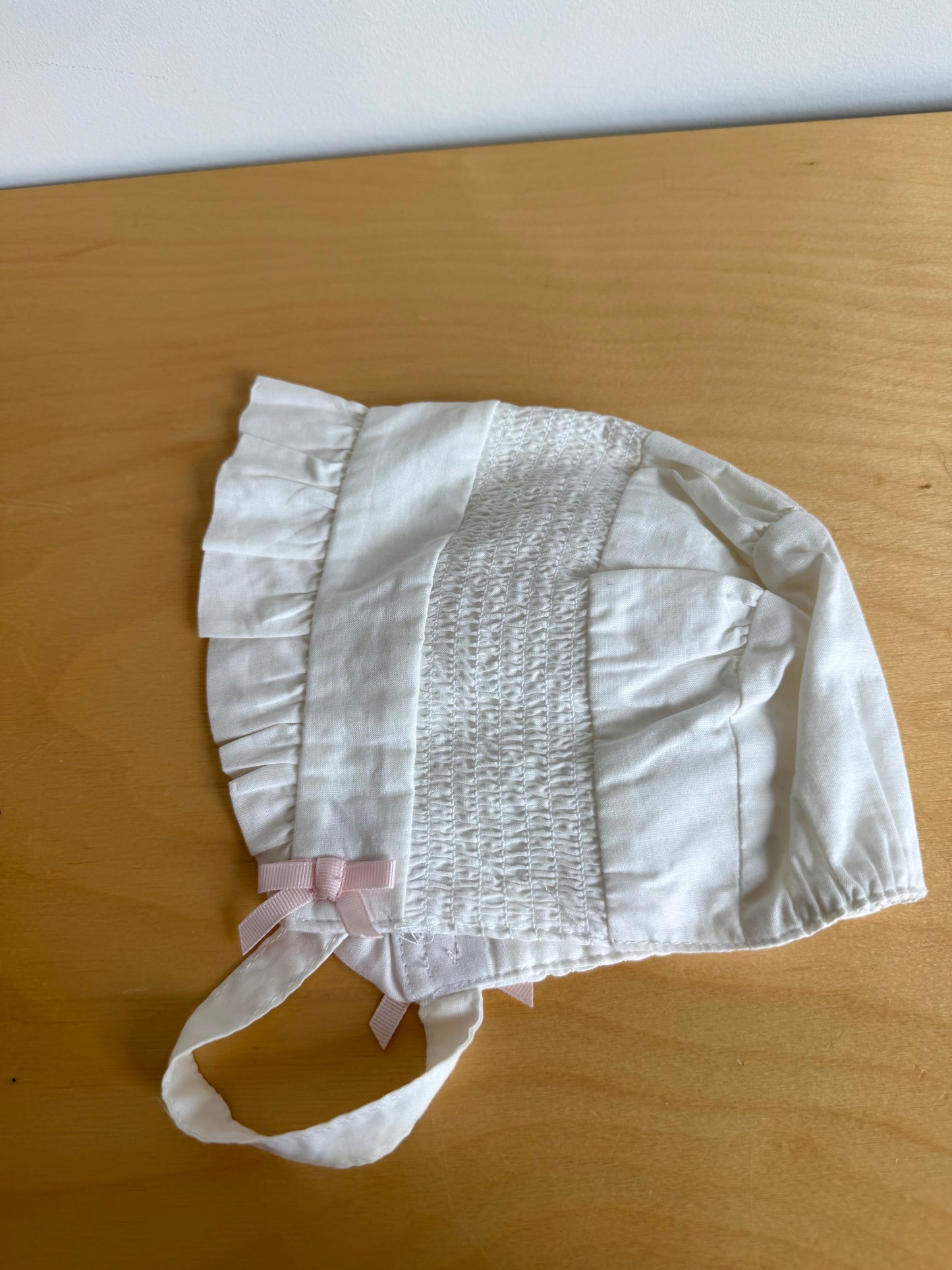 Janie and Jack White Bonnet / 6-12m
