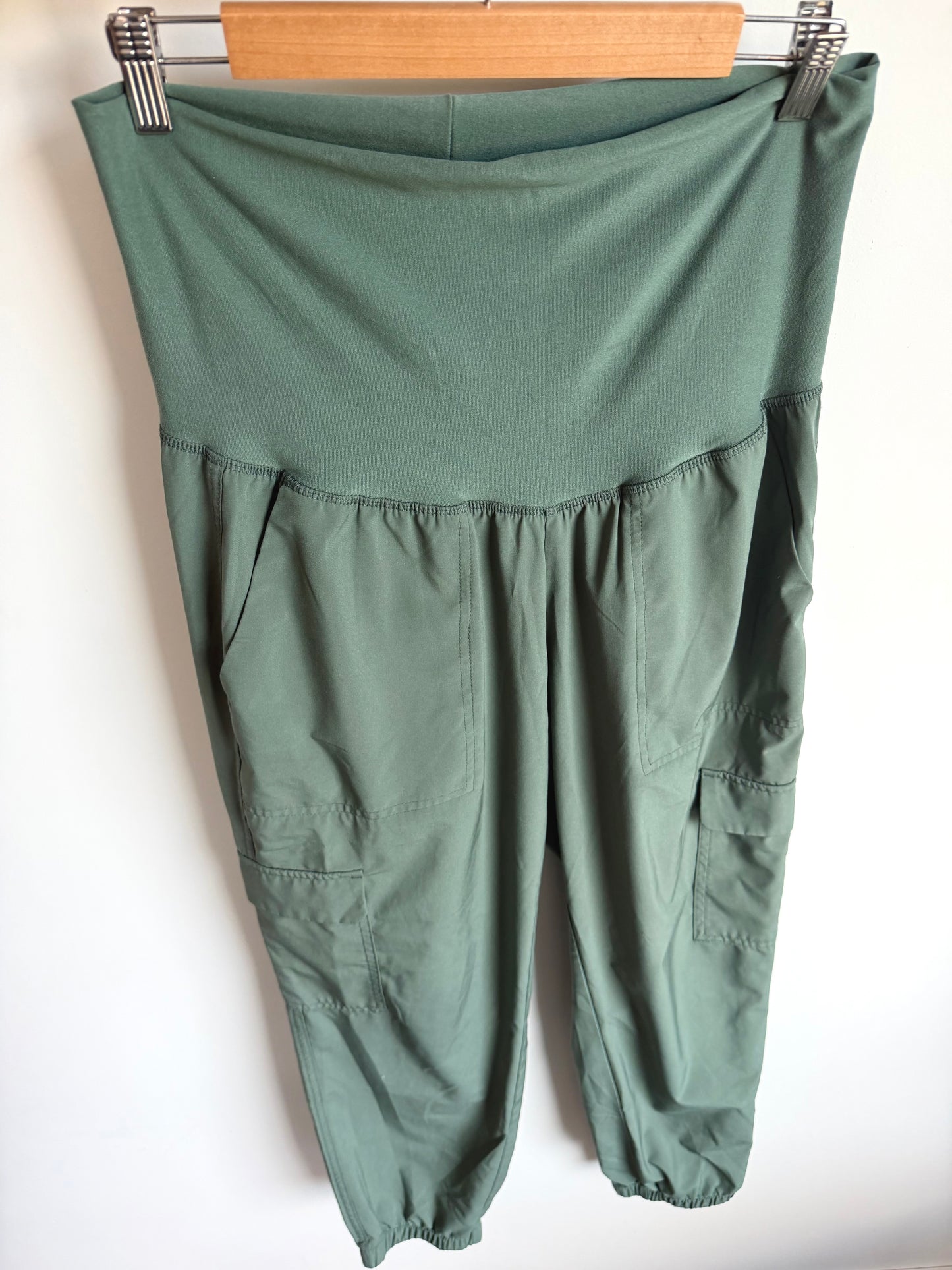 Green Quick Dry Maternity Pants / Medium