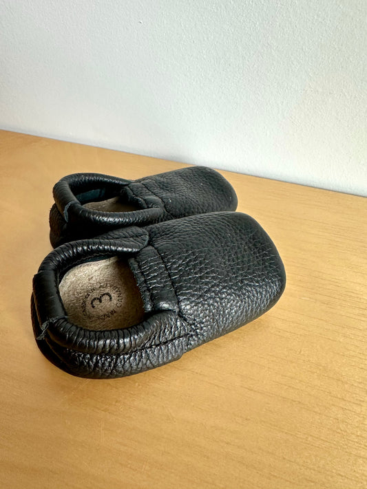 Black Leather Soft Sole Shoes / Size 3 Infant