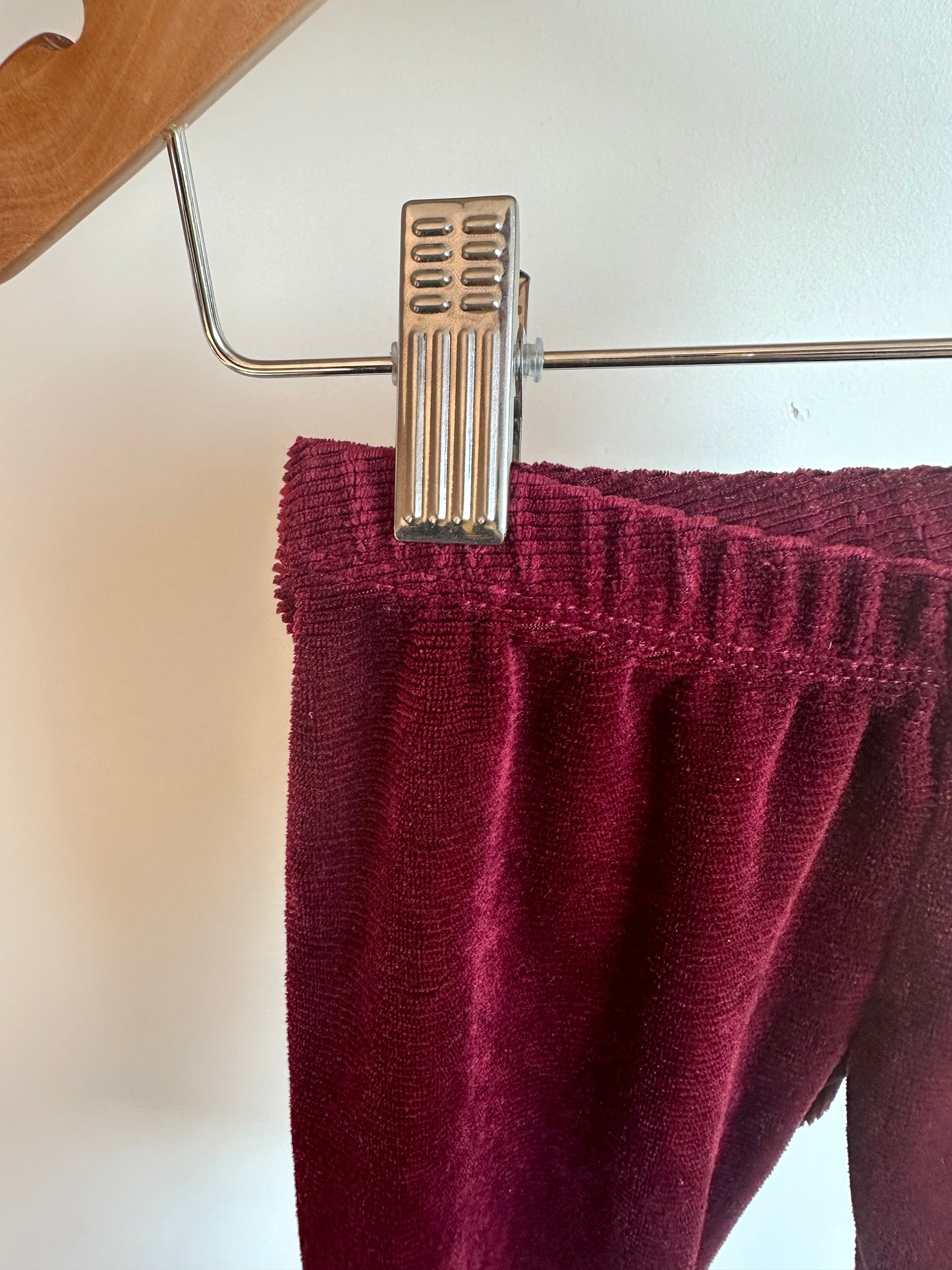 Red Velvet Pants / 4T
