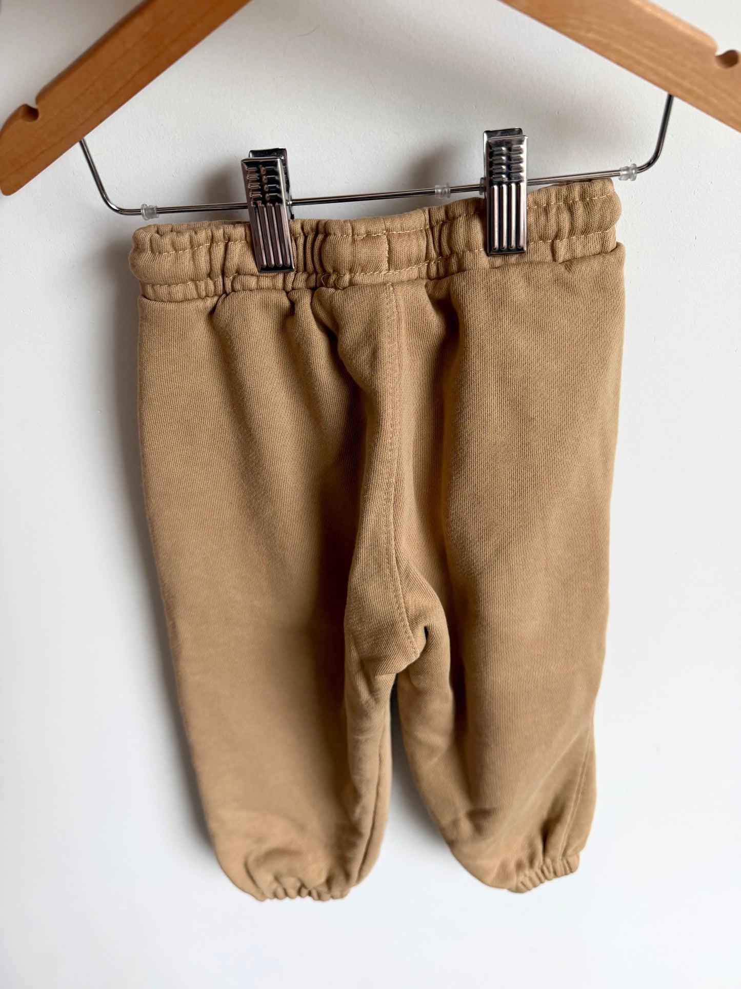 Zara Tan Tapered Joggers / 4-5T