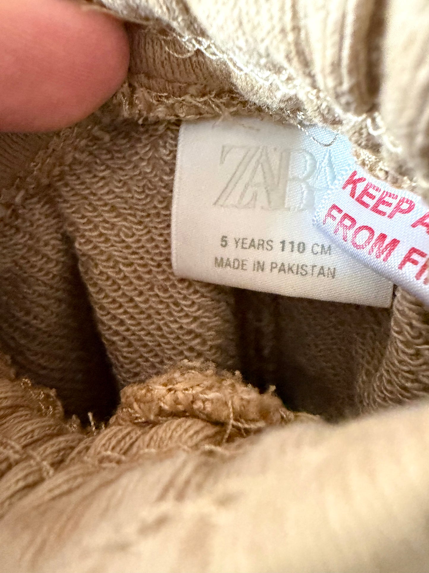 Zara Tan Tapered Joggers / 4-5T