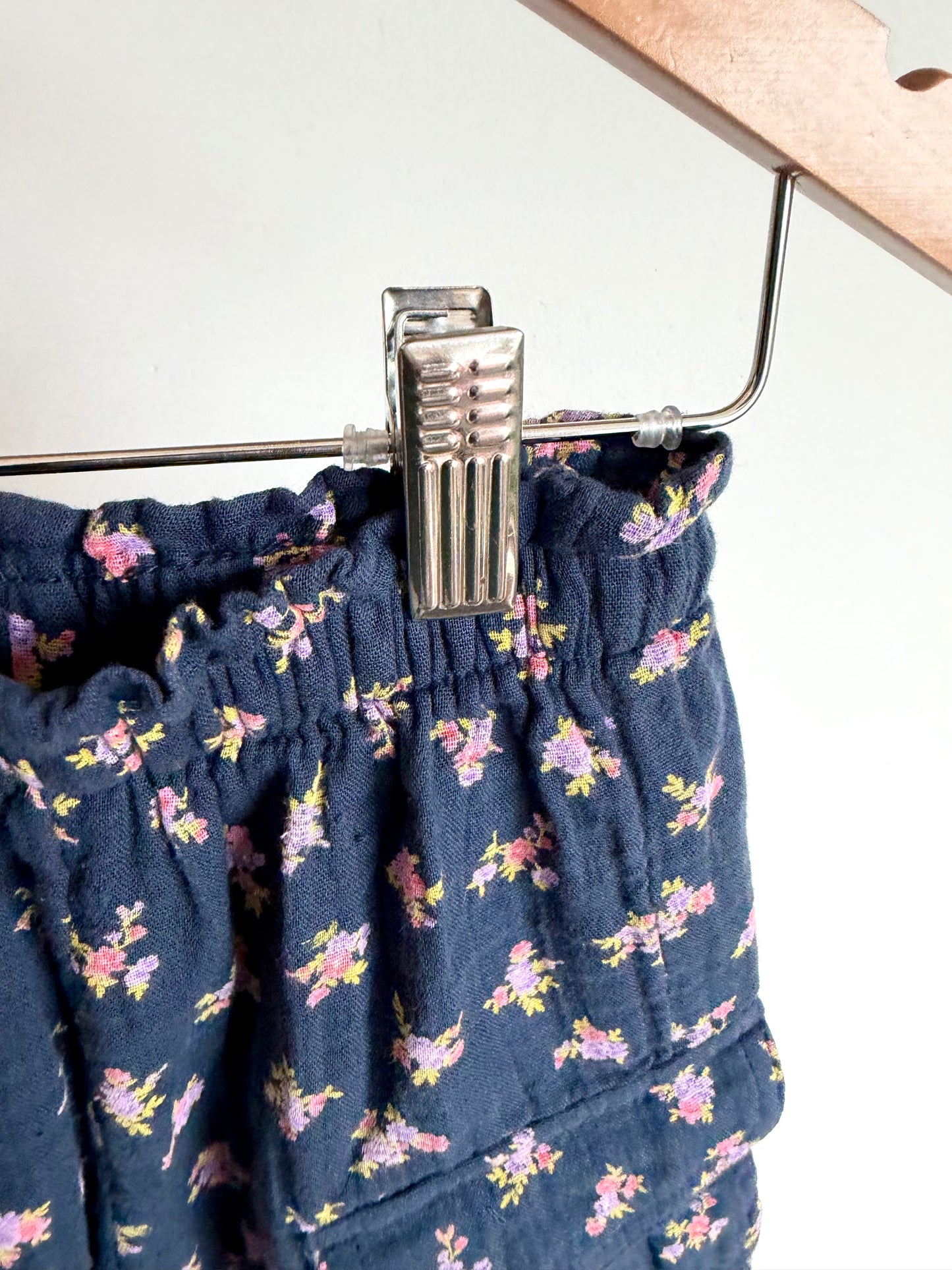 Floral Cargo Navy Pants / 2T