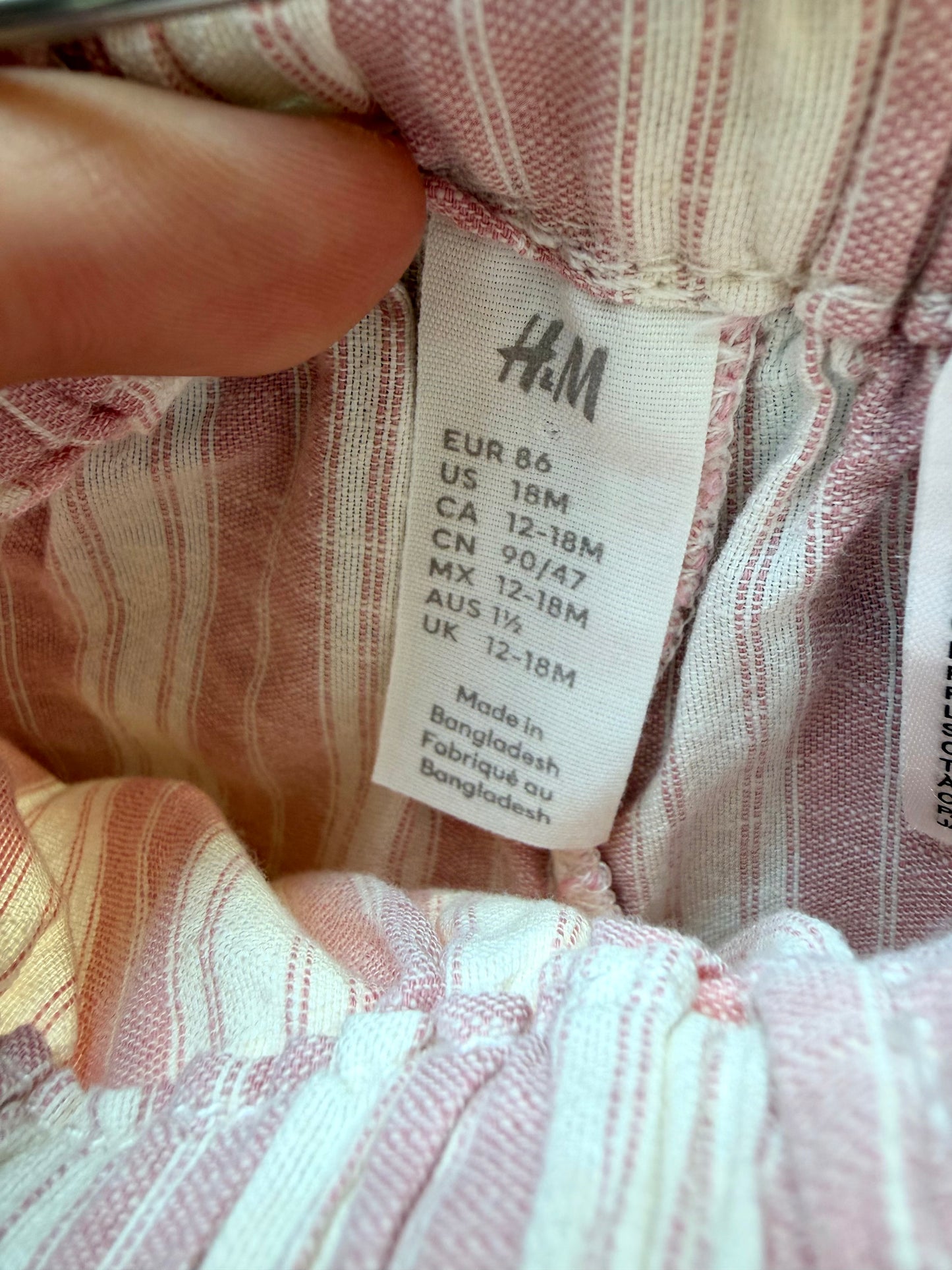 Pink Vertical Stripes Shorts / 12-18m