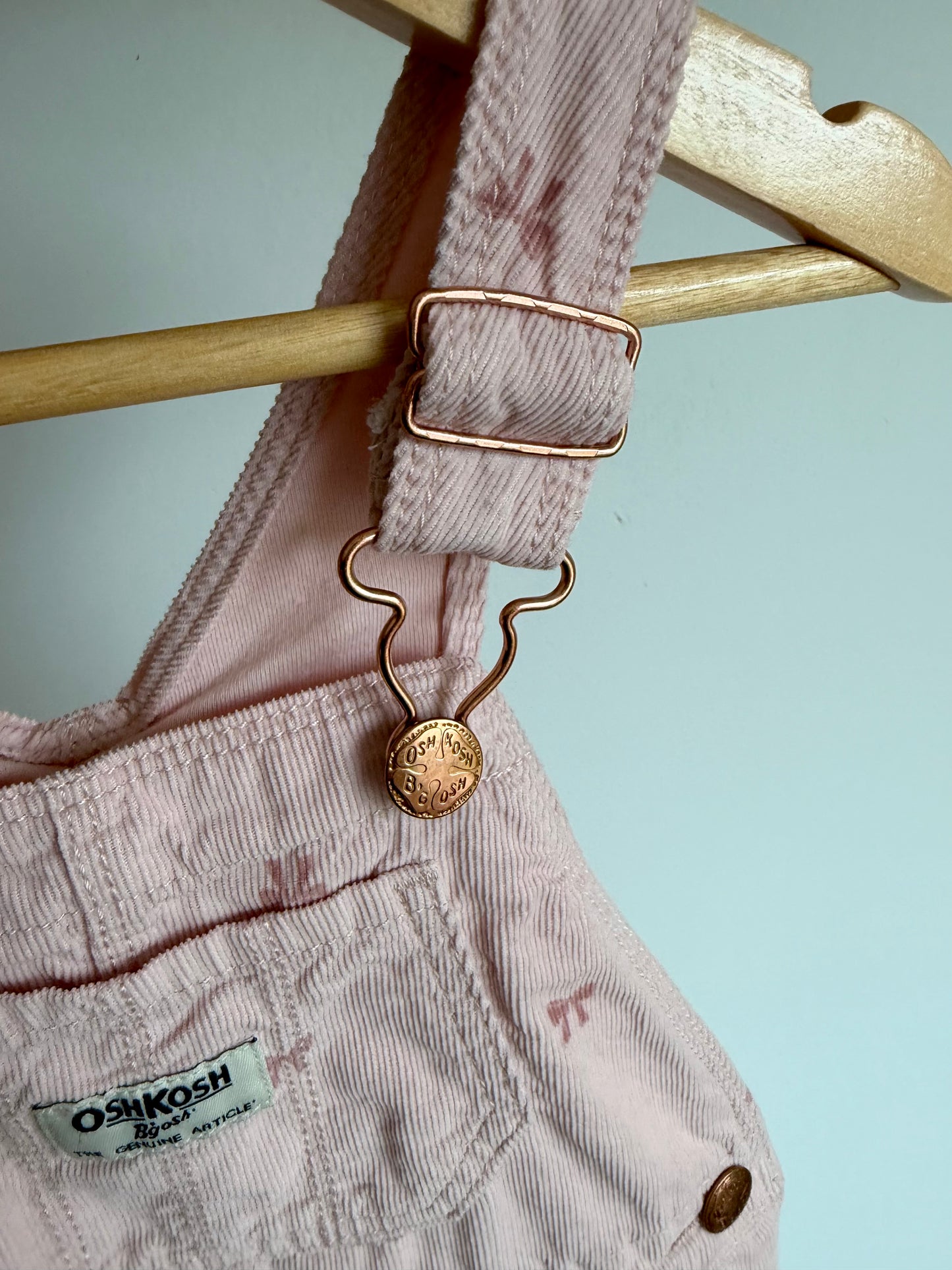 OshKosh Bow Pink Overalls / 2T