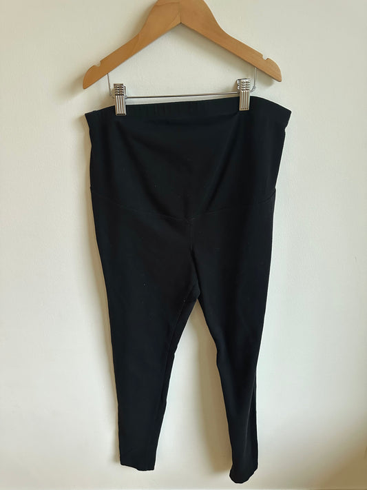 Black Maternity Leggings / M