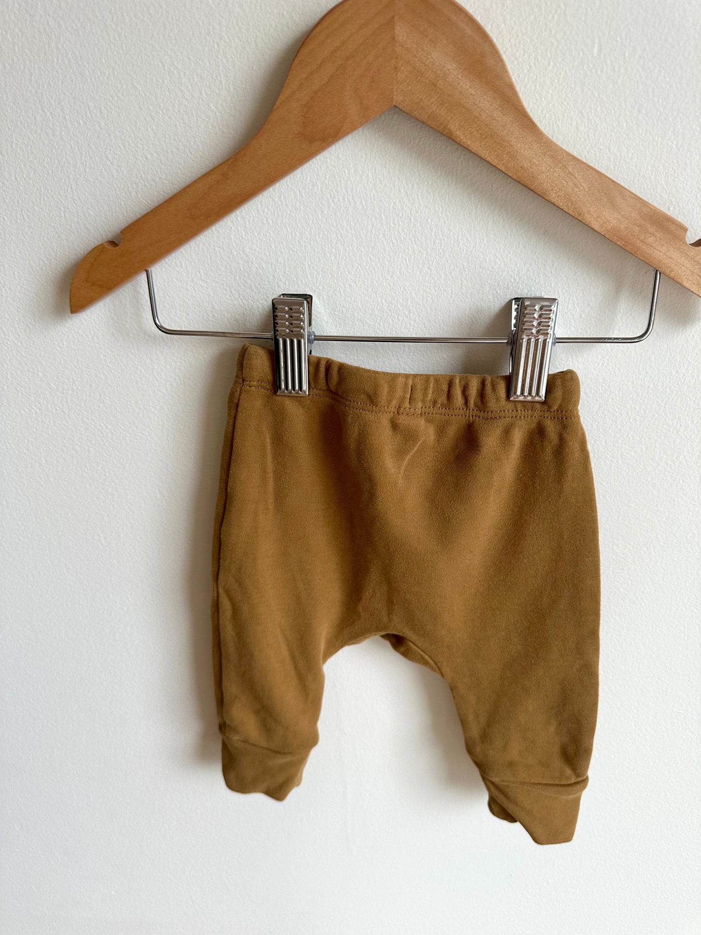 Quincy Mae Tan Pants / 3m