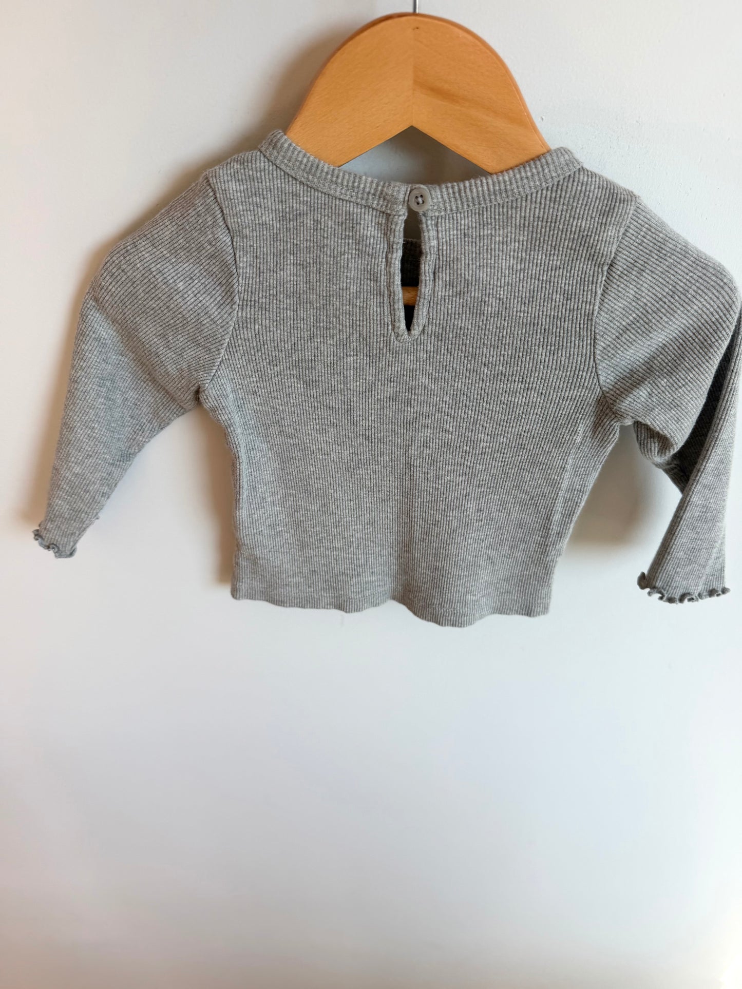 Gap Grey Wavy Hem Top / 12-18m