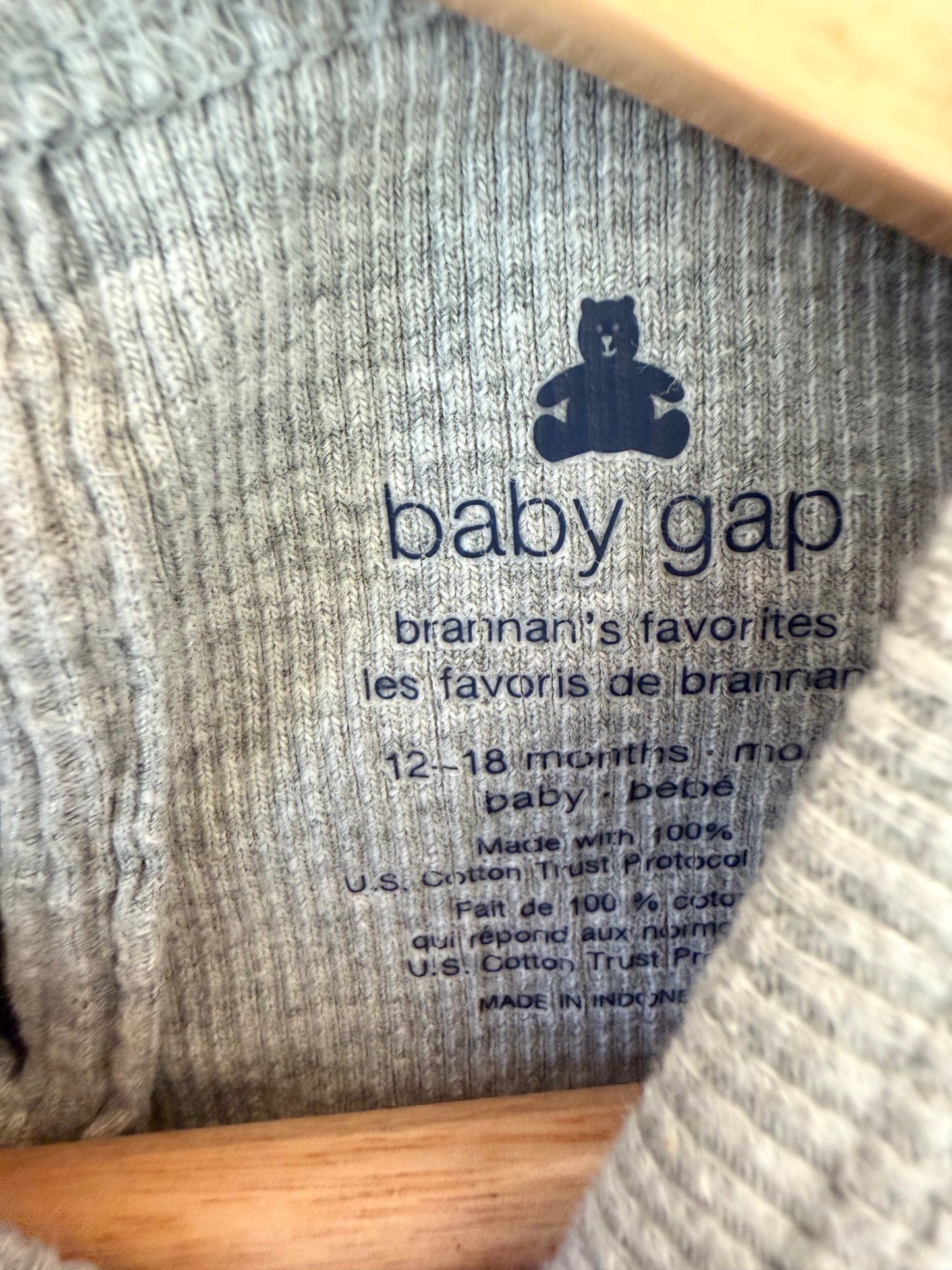 Gap Grey Wavy Hem Top / 12-18m