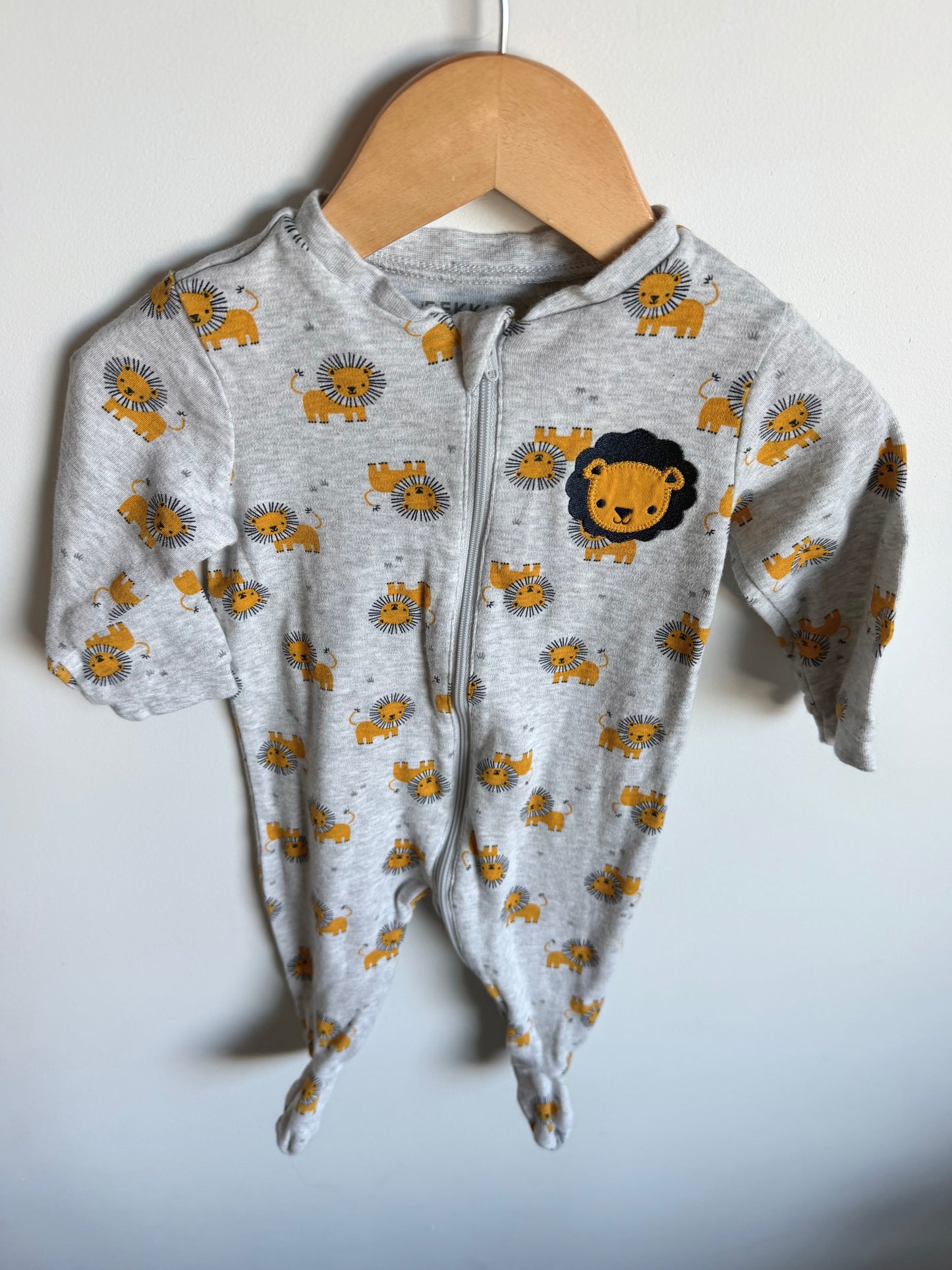 Lion 2 Way Zipper Sleeper / 6m