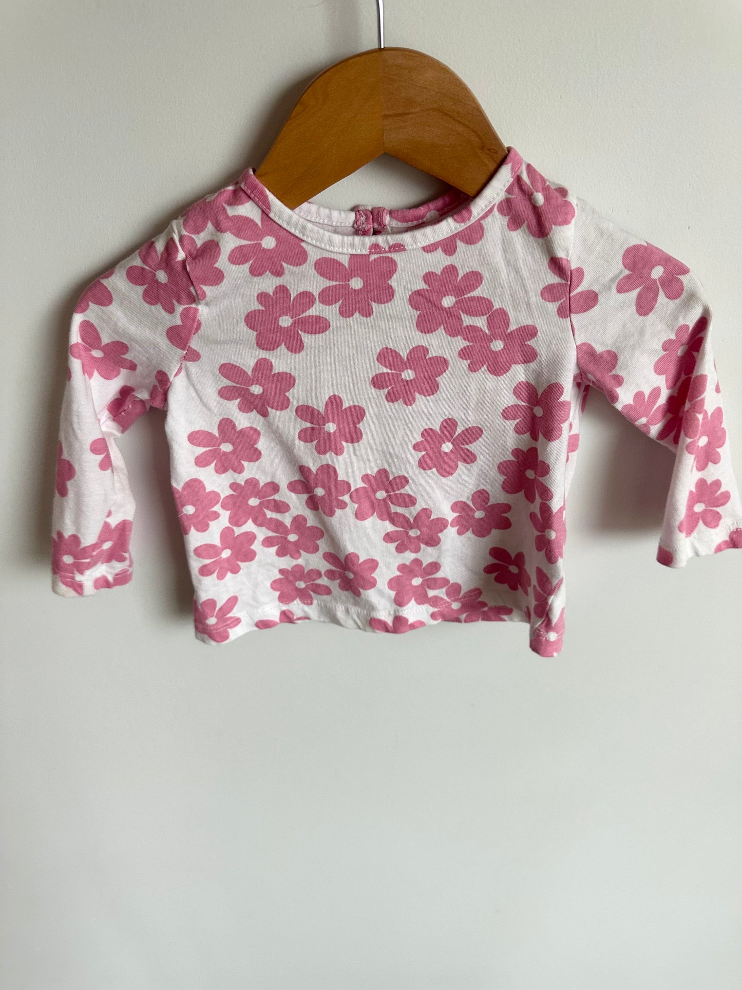 White Longsleeve with Pink Flowers / 6-12m