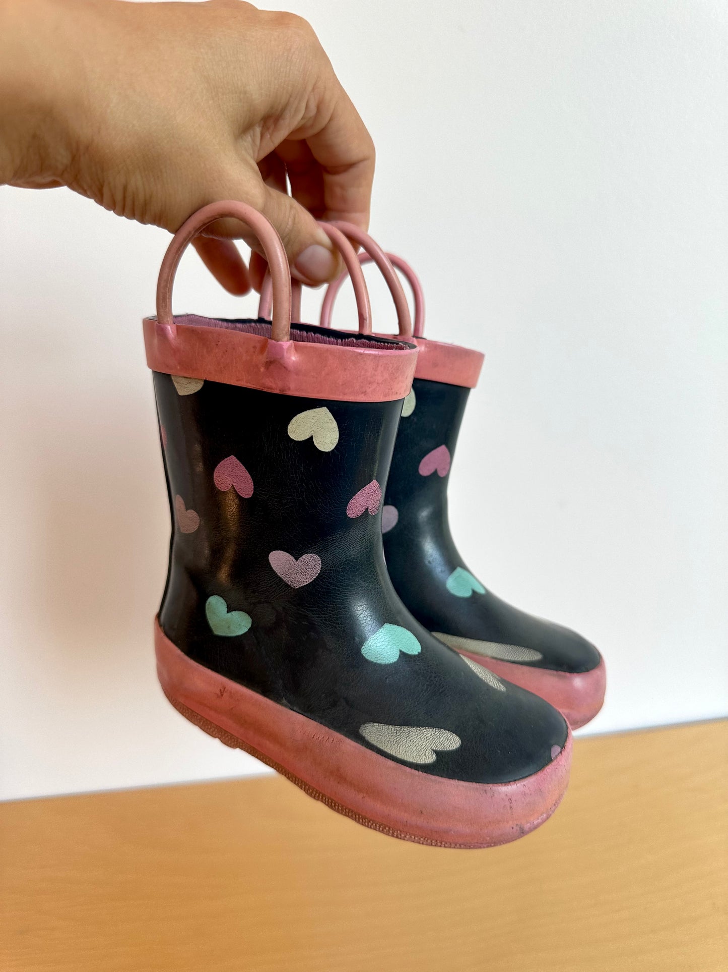 Heart Loop Boots / Size 6 Toddler