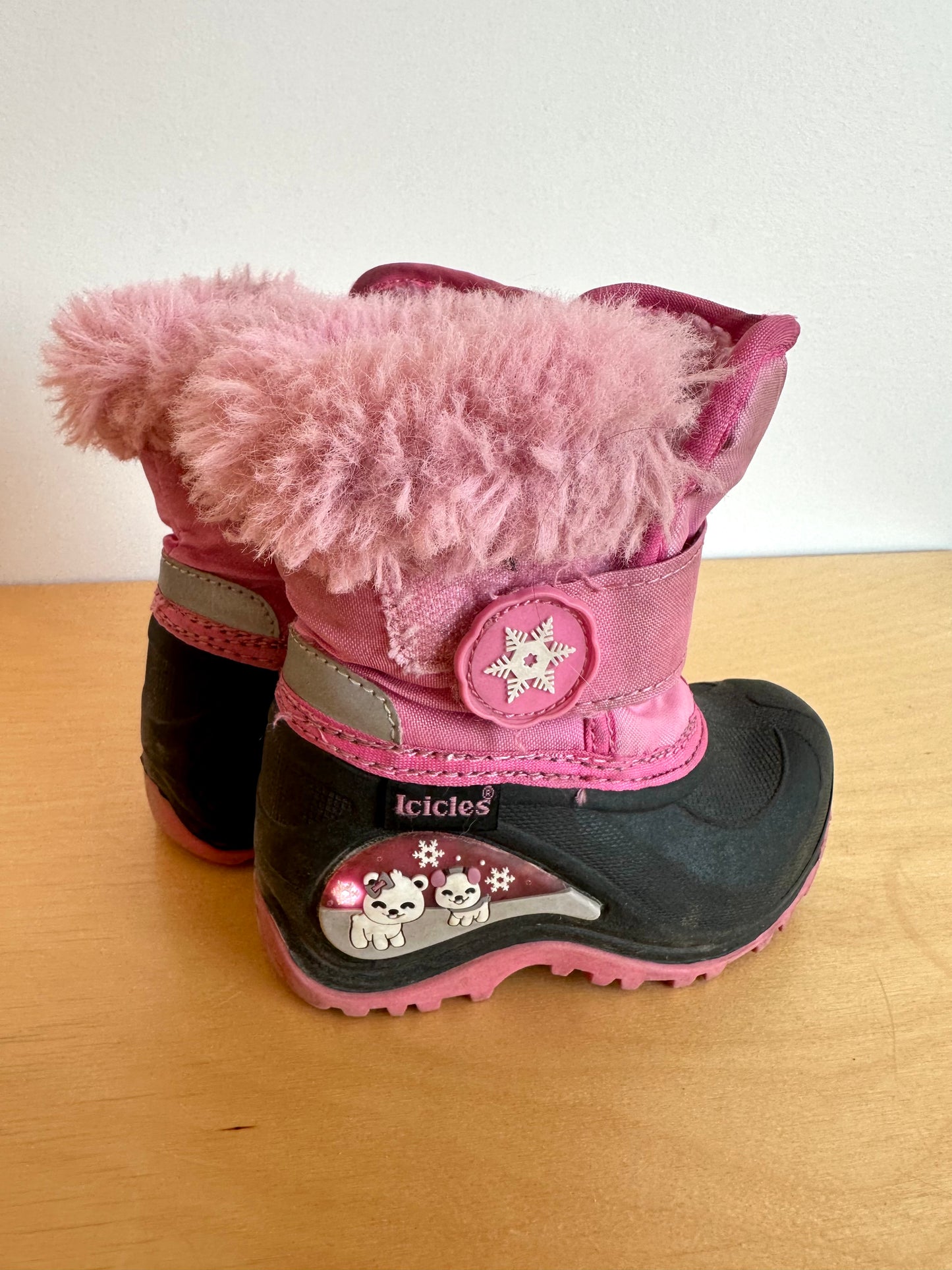 Light Up Pink Winter Boots / Size 6 Toddler