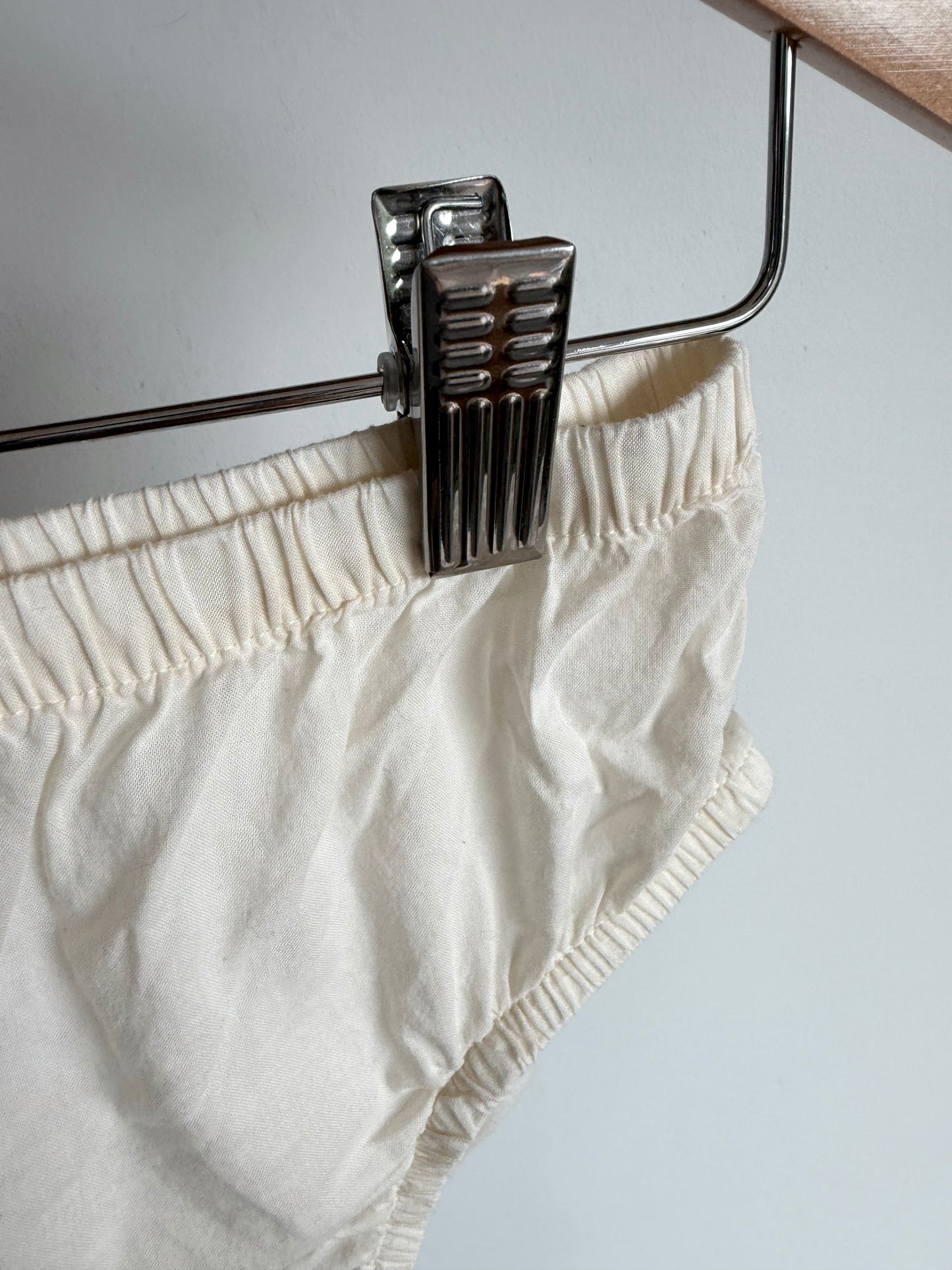 Cream Cotton Bloomers / 24m