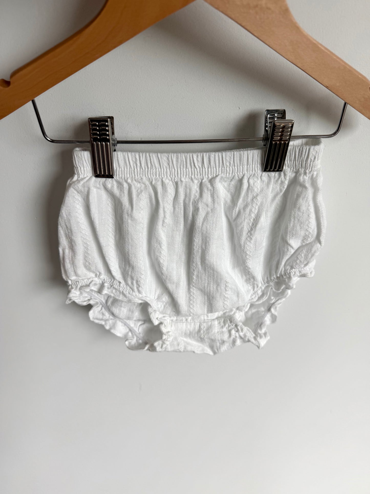 White Fabric Details Bloomers / 24m?