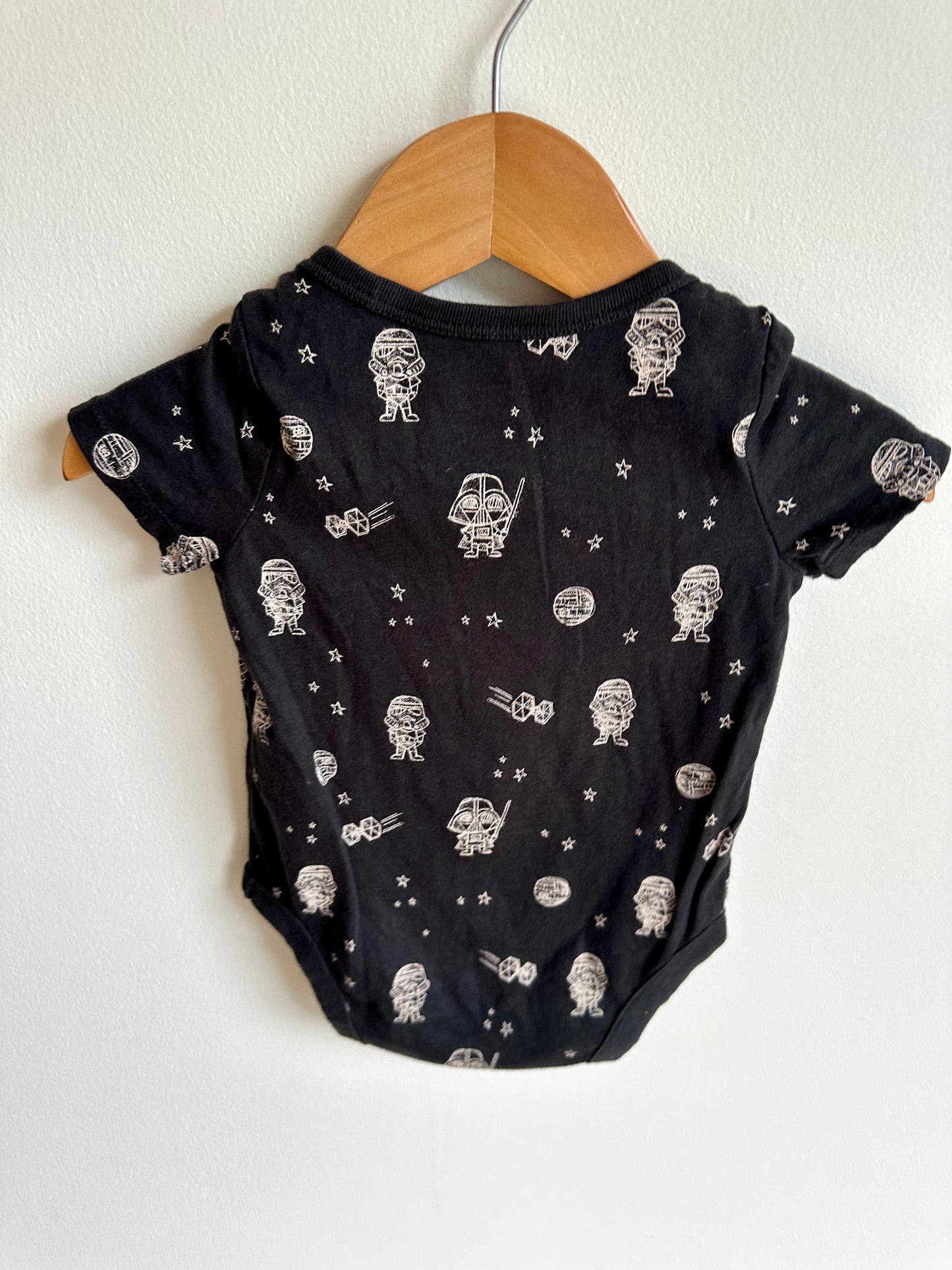 Gap Organic Little Trooper Bodysuit / 3-6m