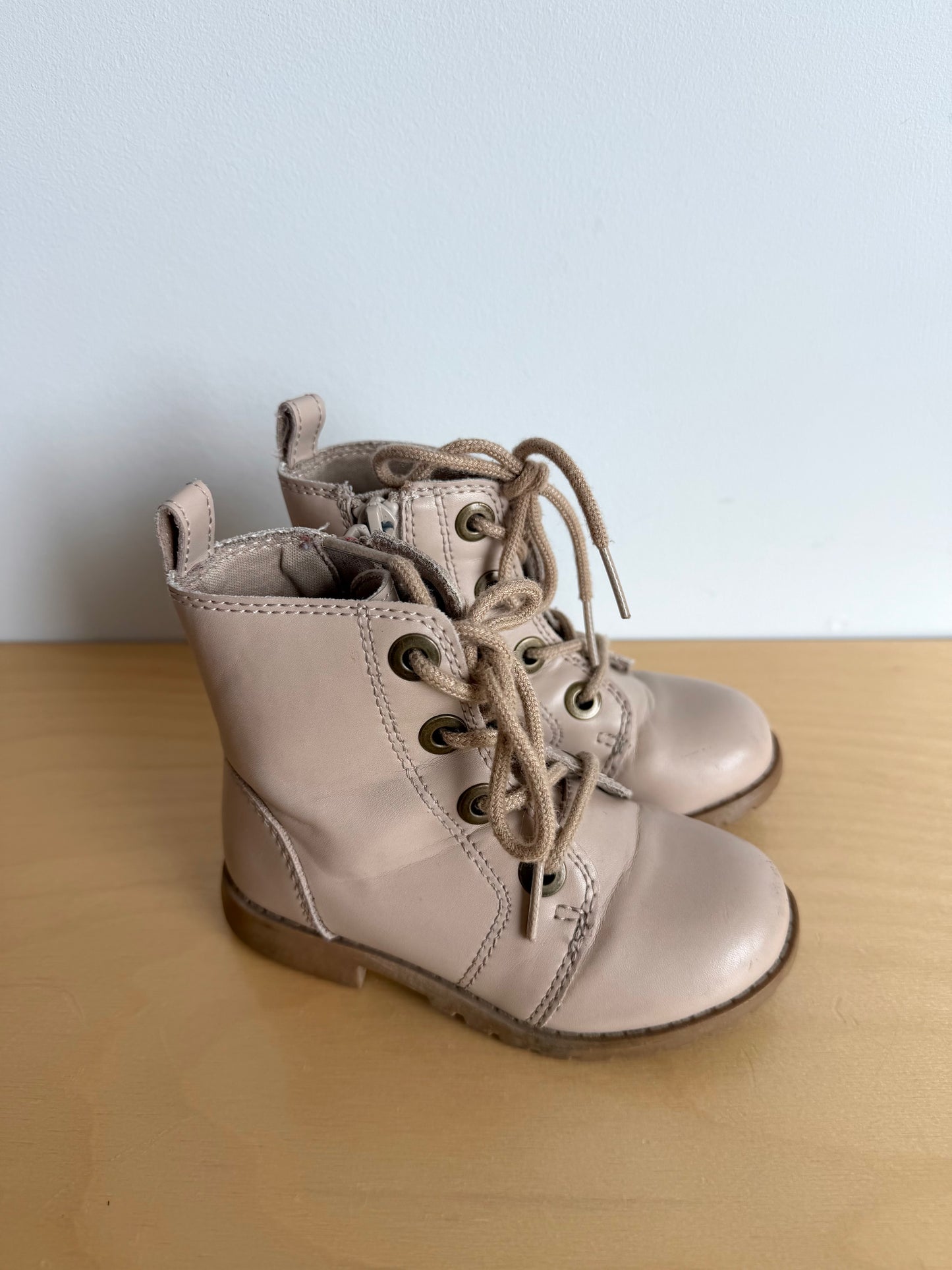 Tan Combat Zipper Boots / Size 7 Toddler (No Shipping)