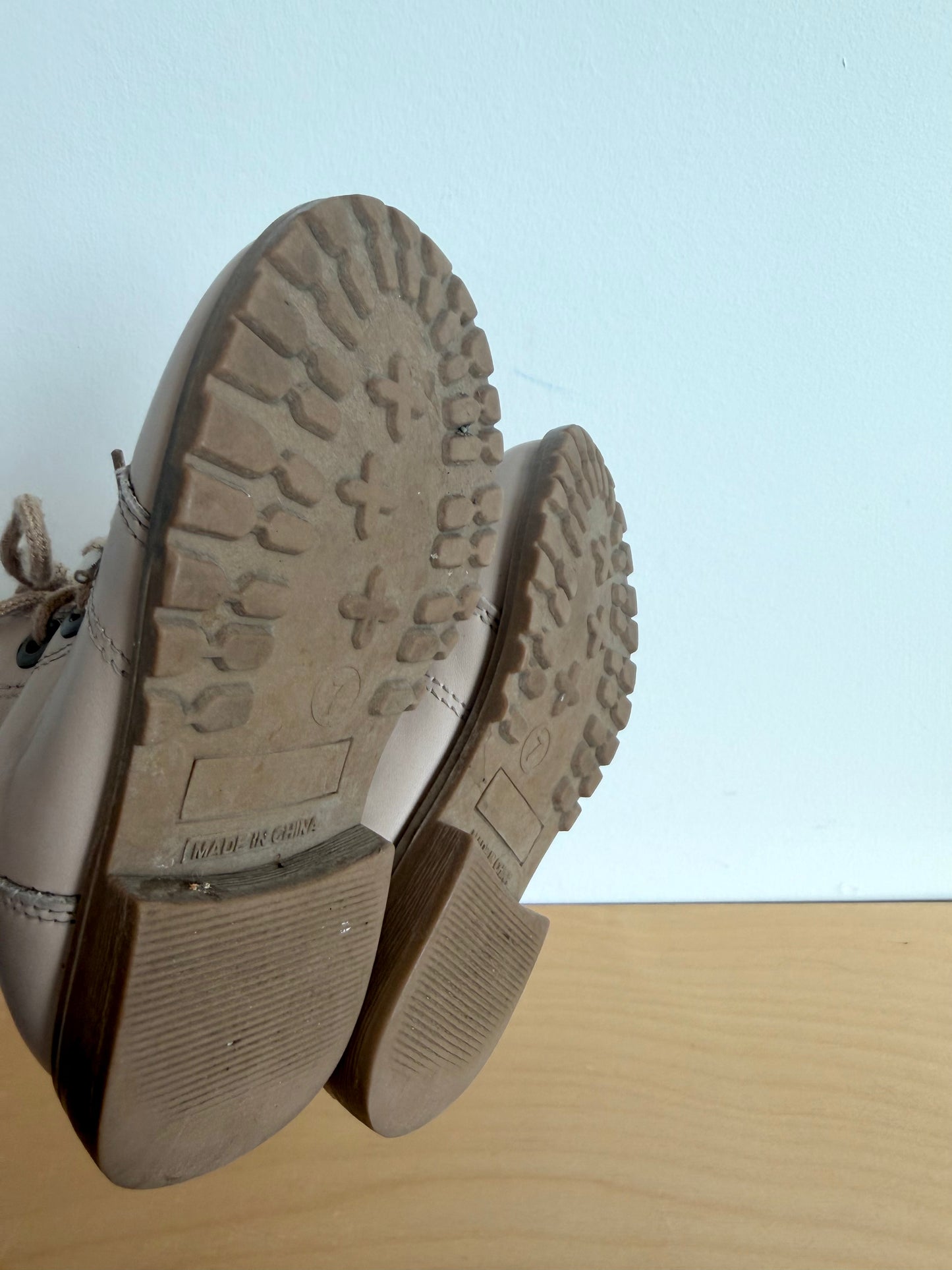 Tan Combat Zipper Boots / Size 7 Toddler (No Shipping)