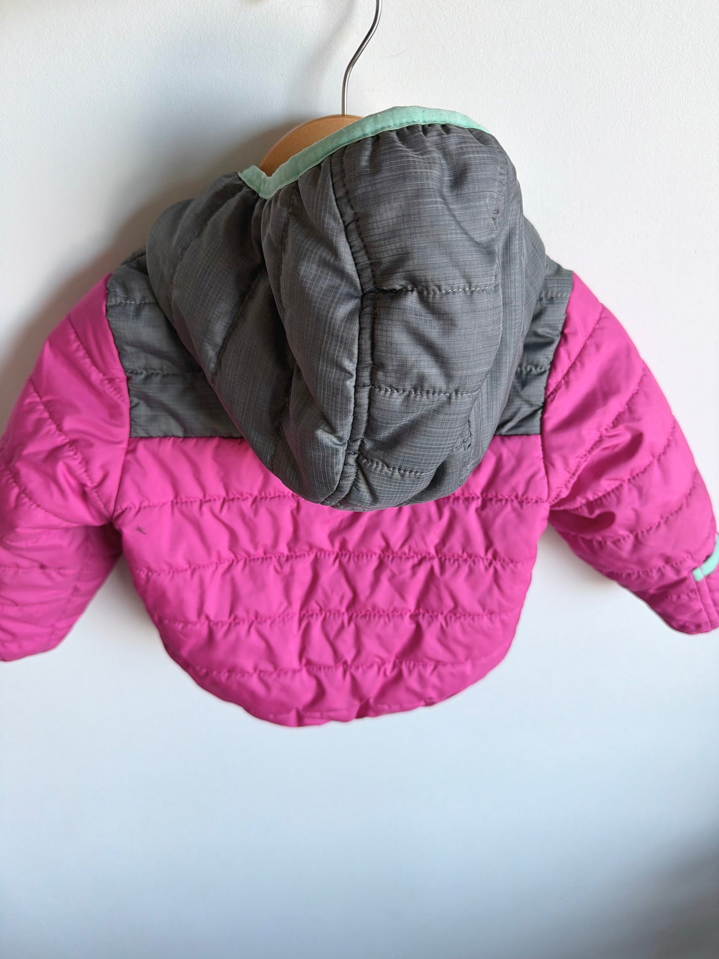 The North Face Fox and Pink Reversible Jacket / 6-12m?