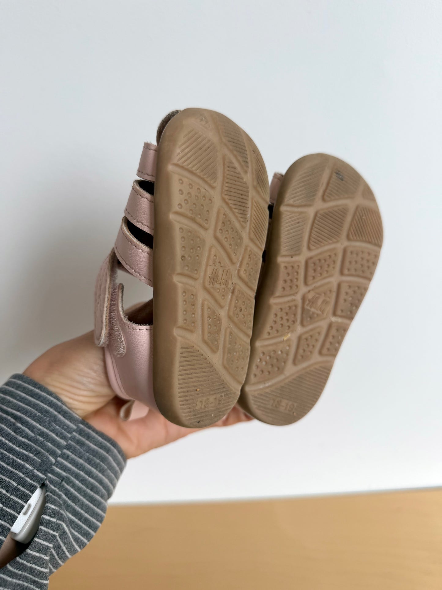 Blush Strap Fisherman Sandals / Size 2.5-3.5 Infant
