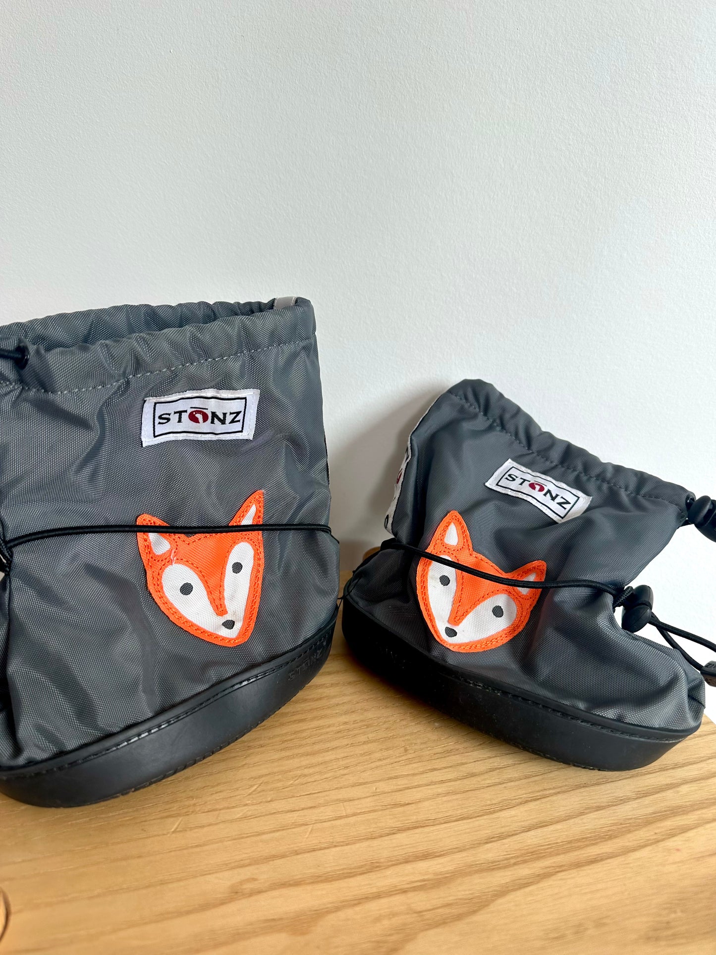 Grey Owl Waterproof Stonz Boots with Liner / Large (Size 6 Infant)