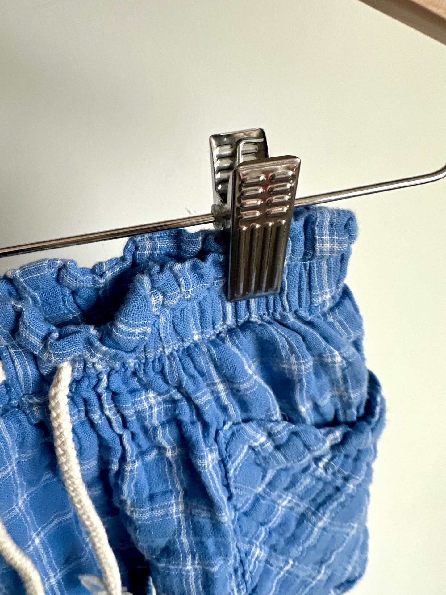 Blue Drawstring Checkered Shorts / 2T