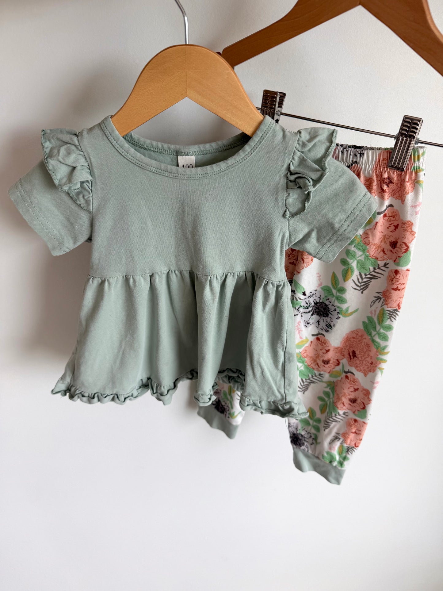 Dusty Blue Top + Floral Pants (PLAY) / 2T