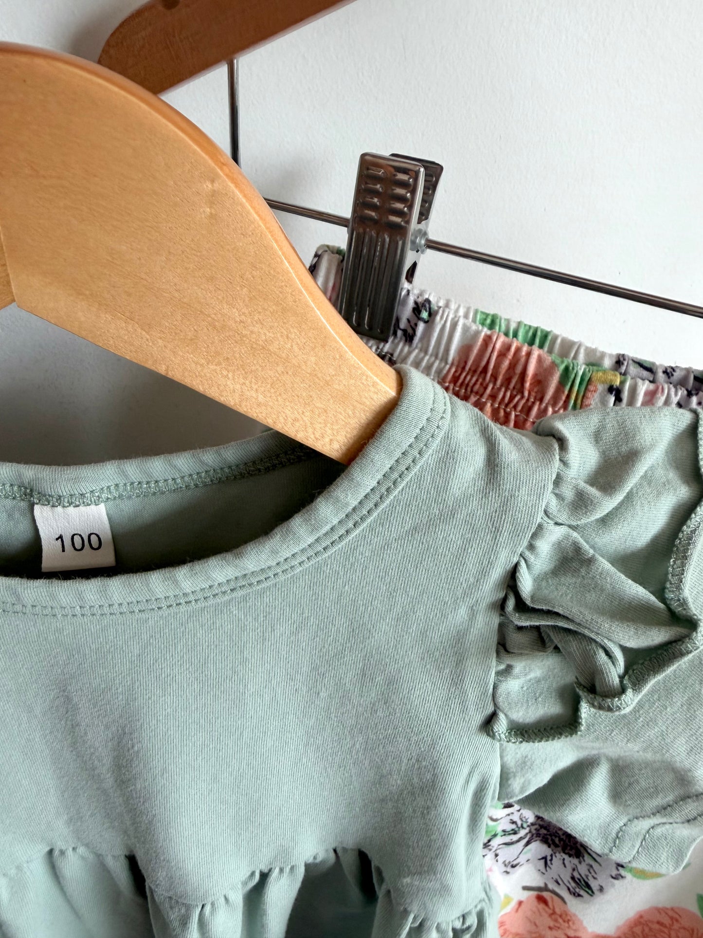 Dusty Blue Top + Floral Pants (PLAY) / 2T