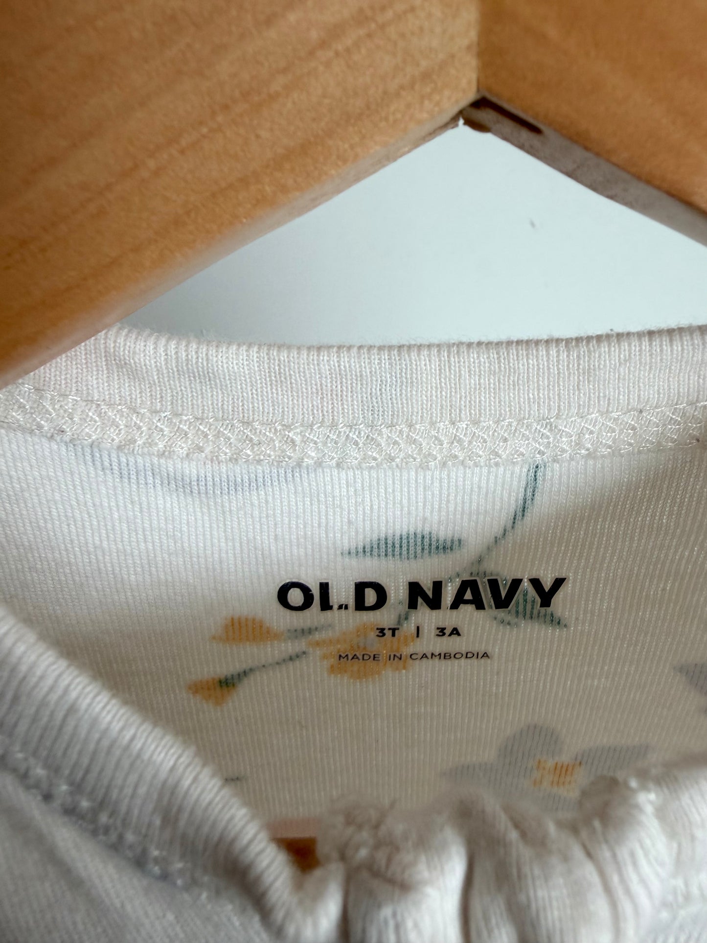 White Floral Fruit Sleeper / 3T
