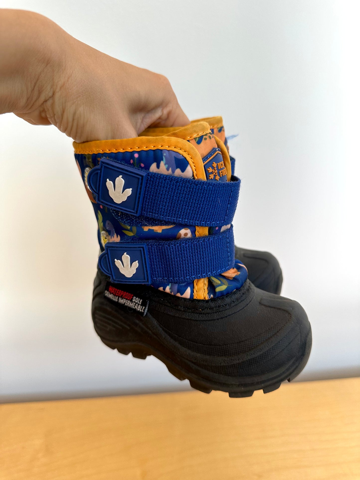 Blue Dino Winter Boots / Size 5 Toddler